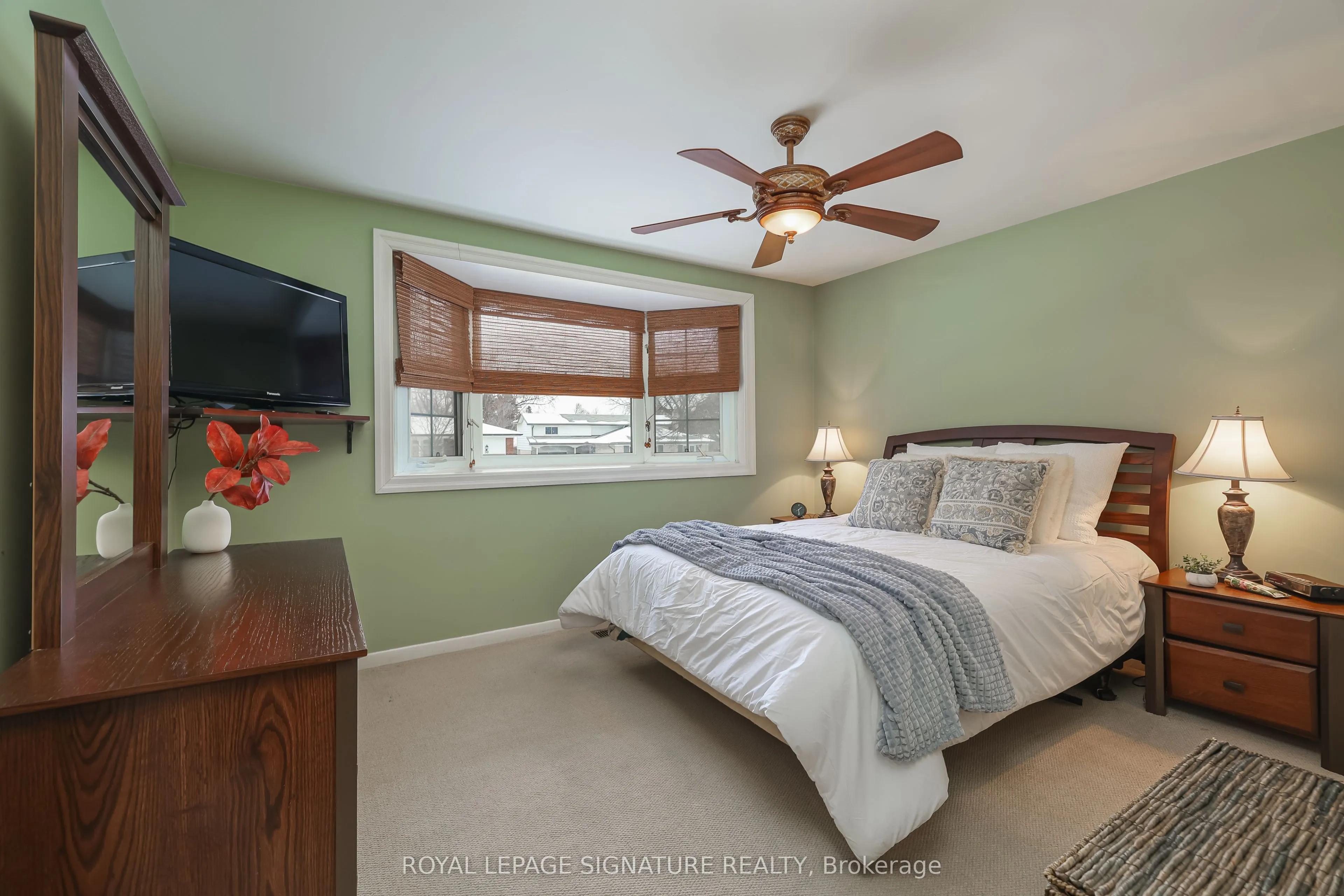21 Griselda Crescent