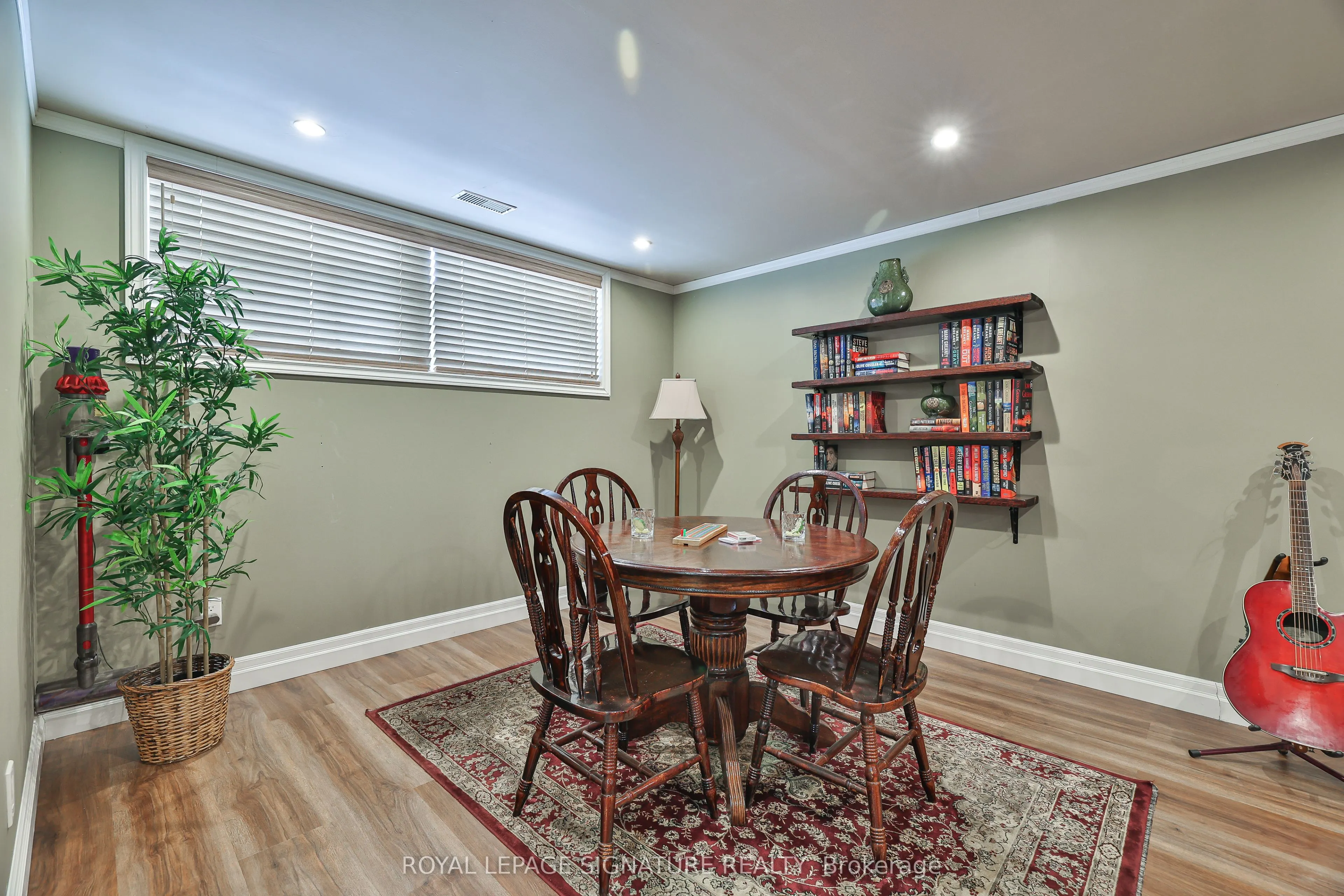 21 Griselda Crescent