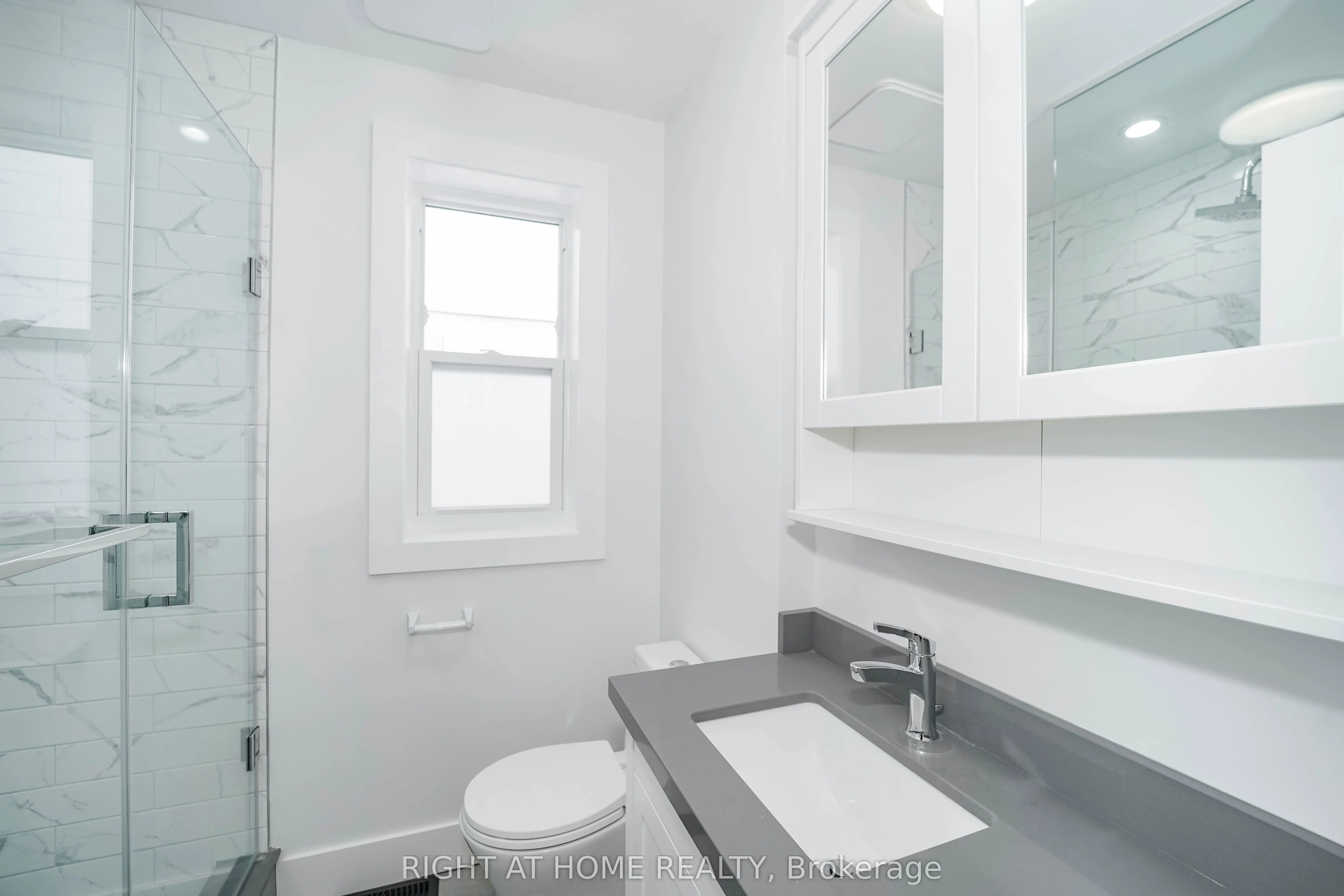 1380 Woodbine Avenue