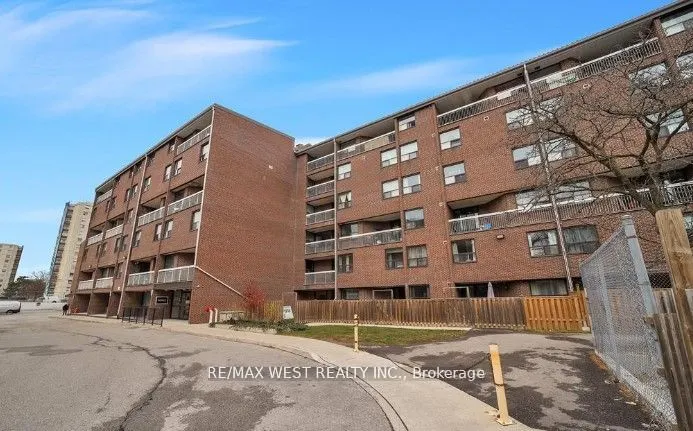 4062 Lawrence Avenue E #306