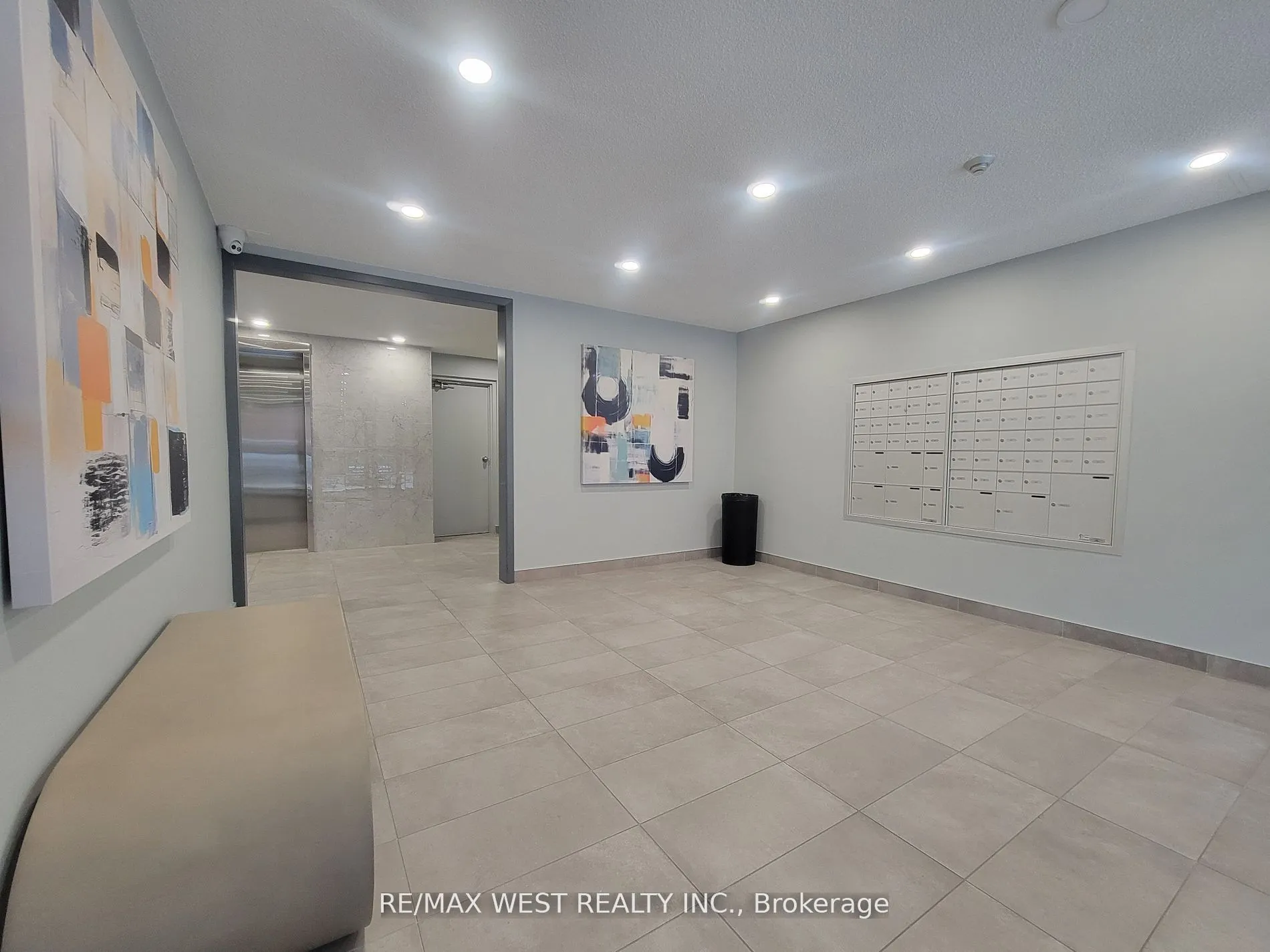 4062 Lawrence Avenue E #306