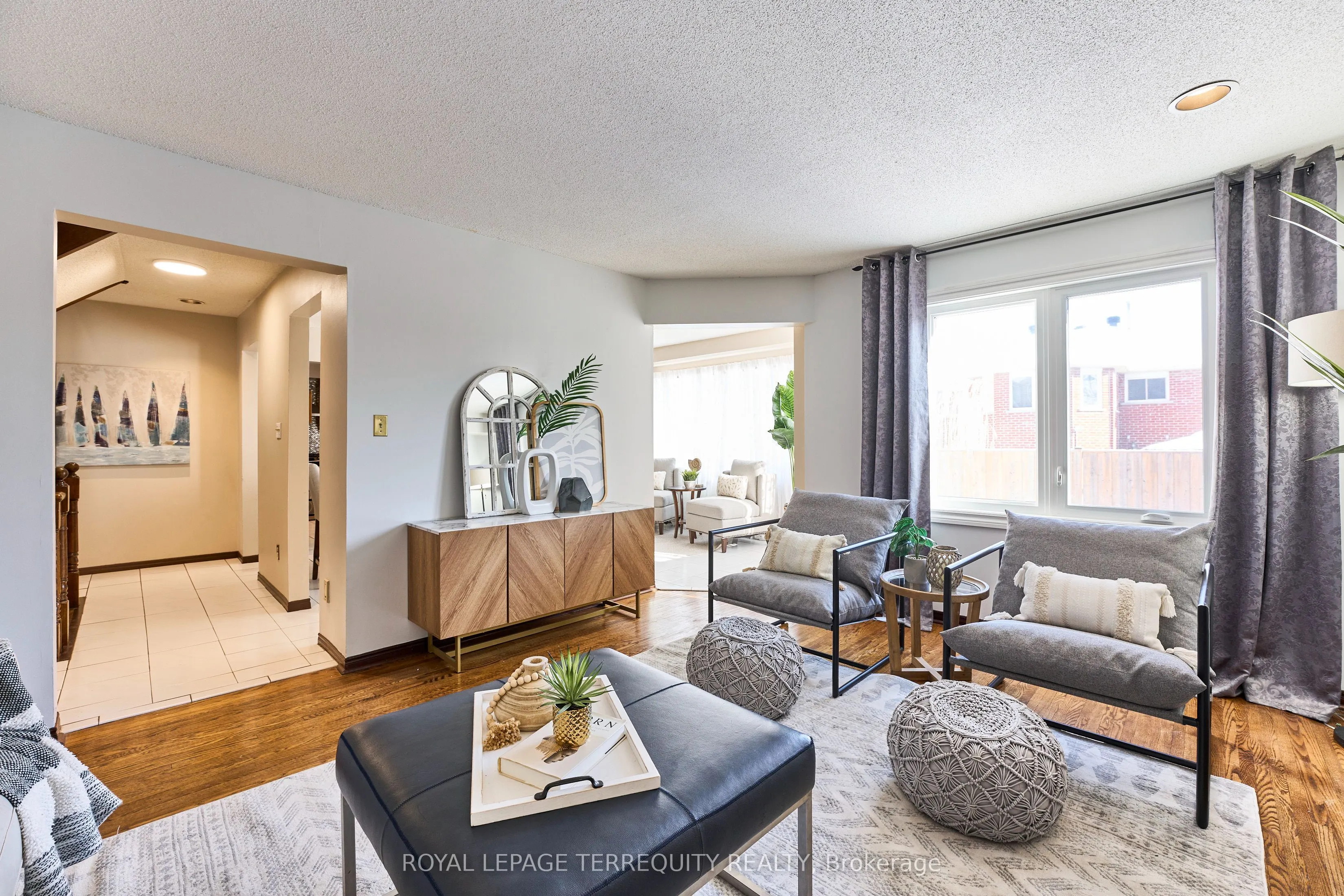 1093 Rouge Valley Drive