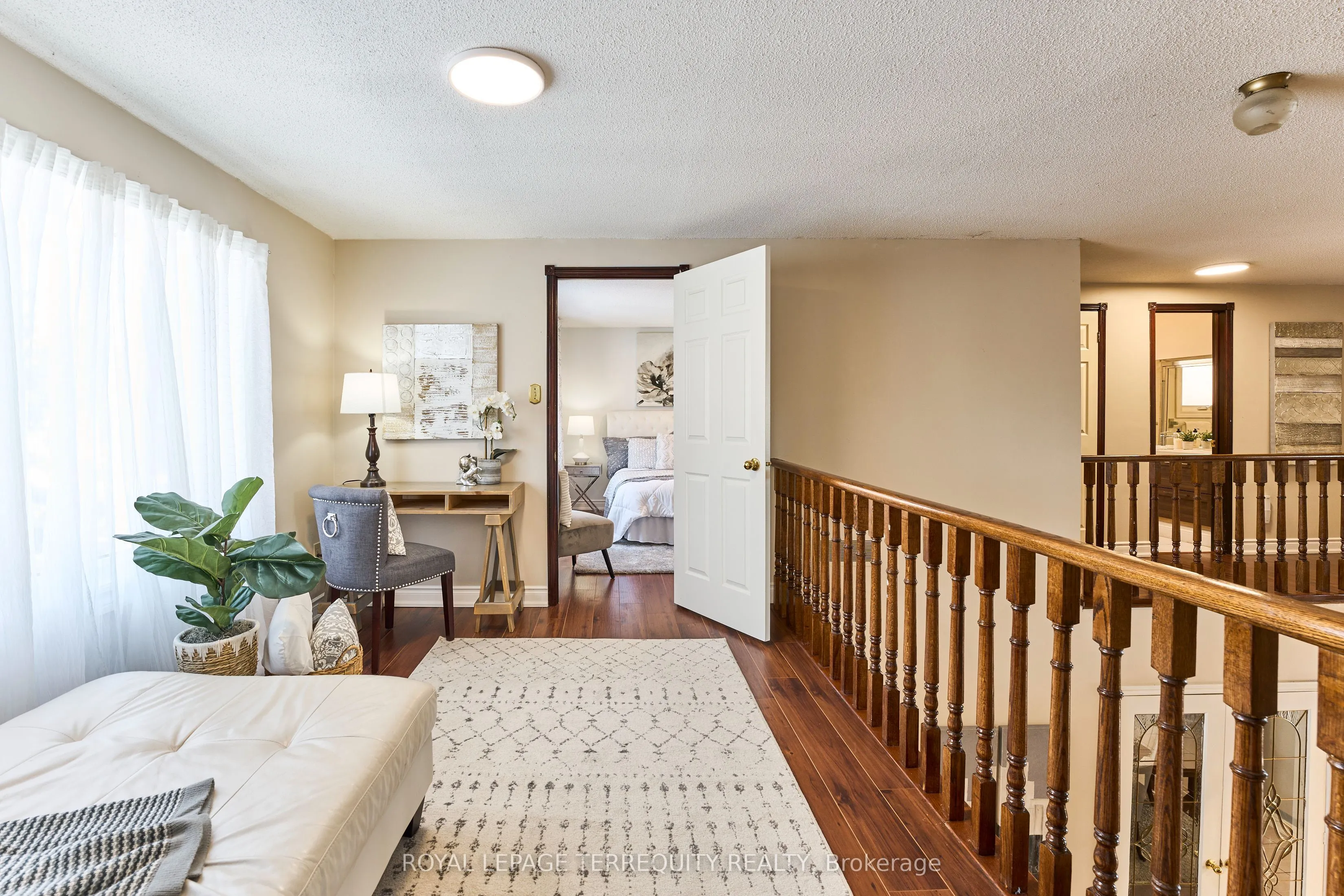1093 Rouge Valley Drive