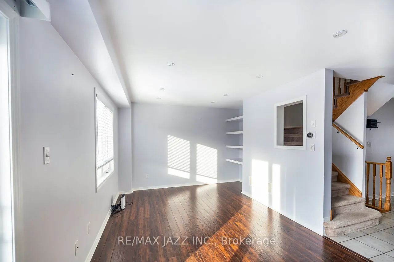 85 Sidney Rundle Avenue