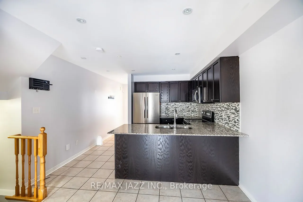 85 Sidney Rundle Avenue