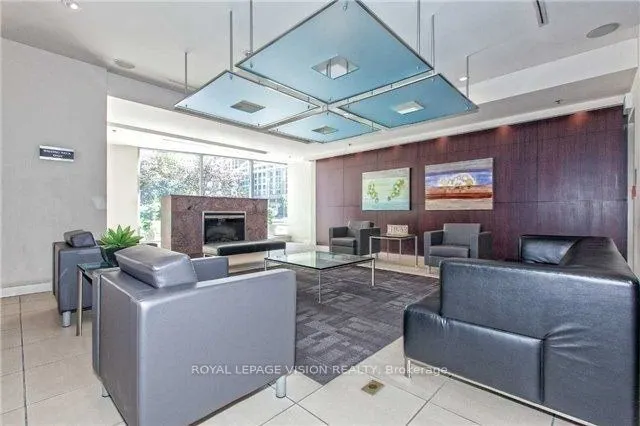 36 Lee Centre Drive, #3016