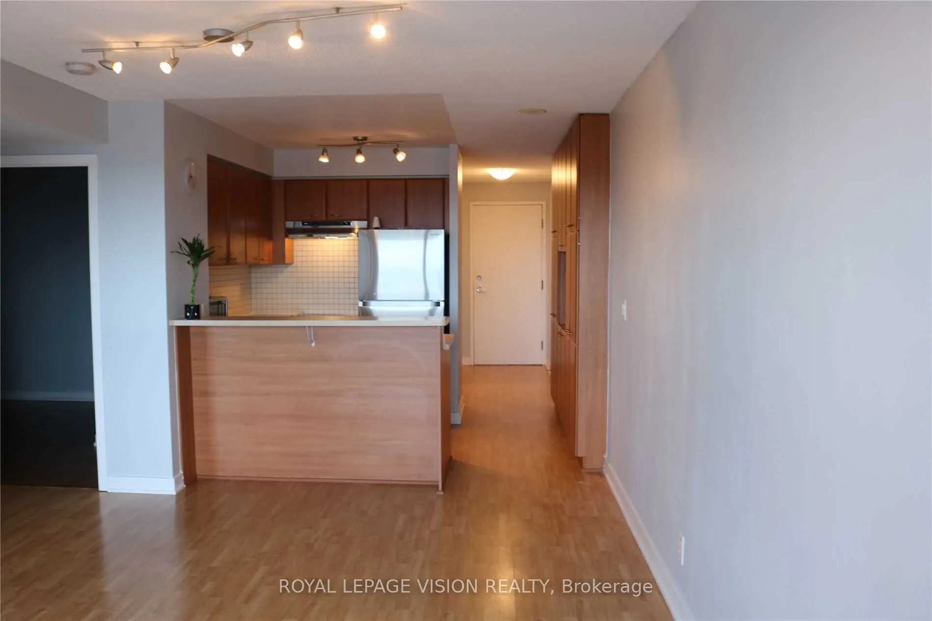 36 Lee Centre Drive, #3016