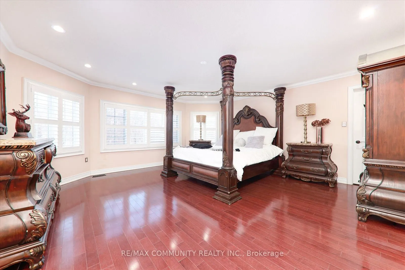 51 Winterton Way