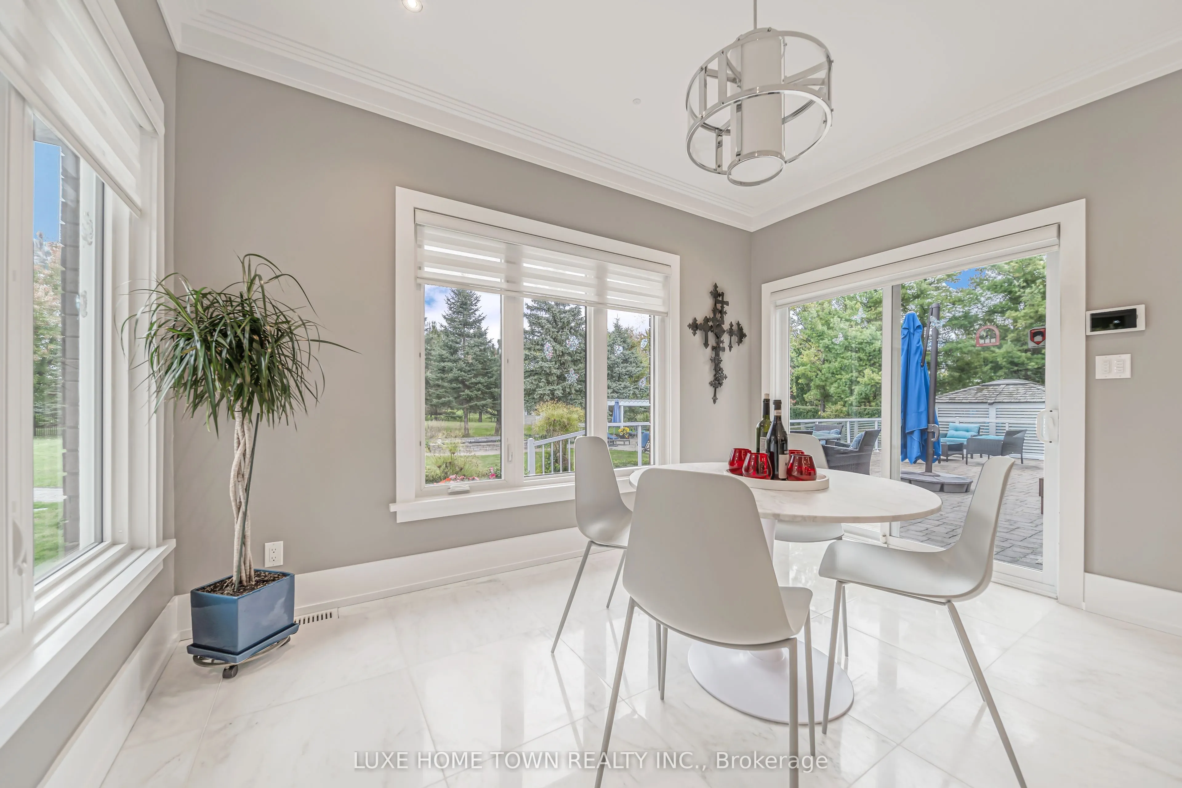 2 Prince Rupert Drive