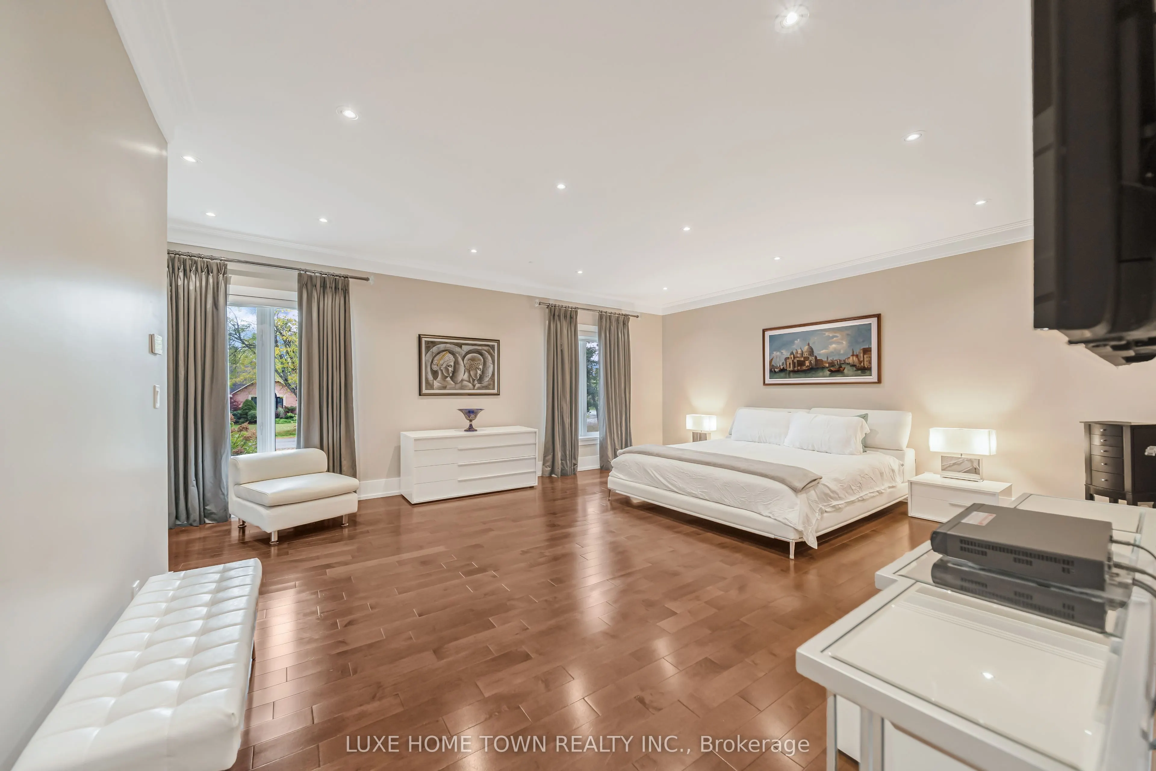 2 Prince Rupert Drive