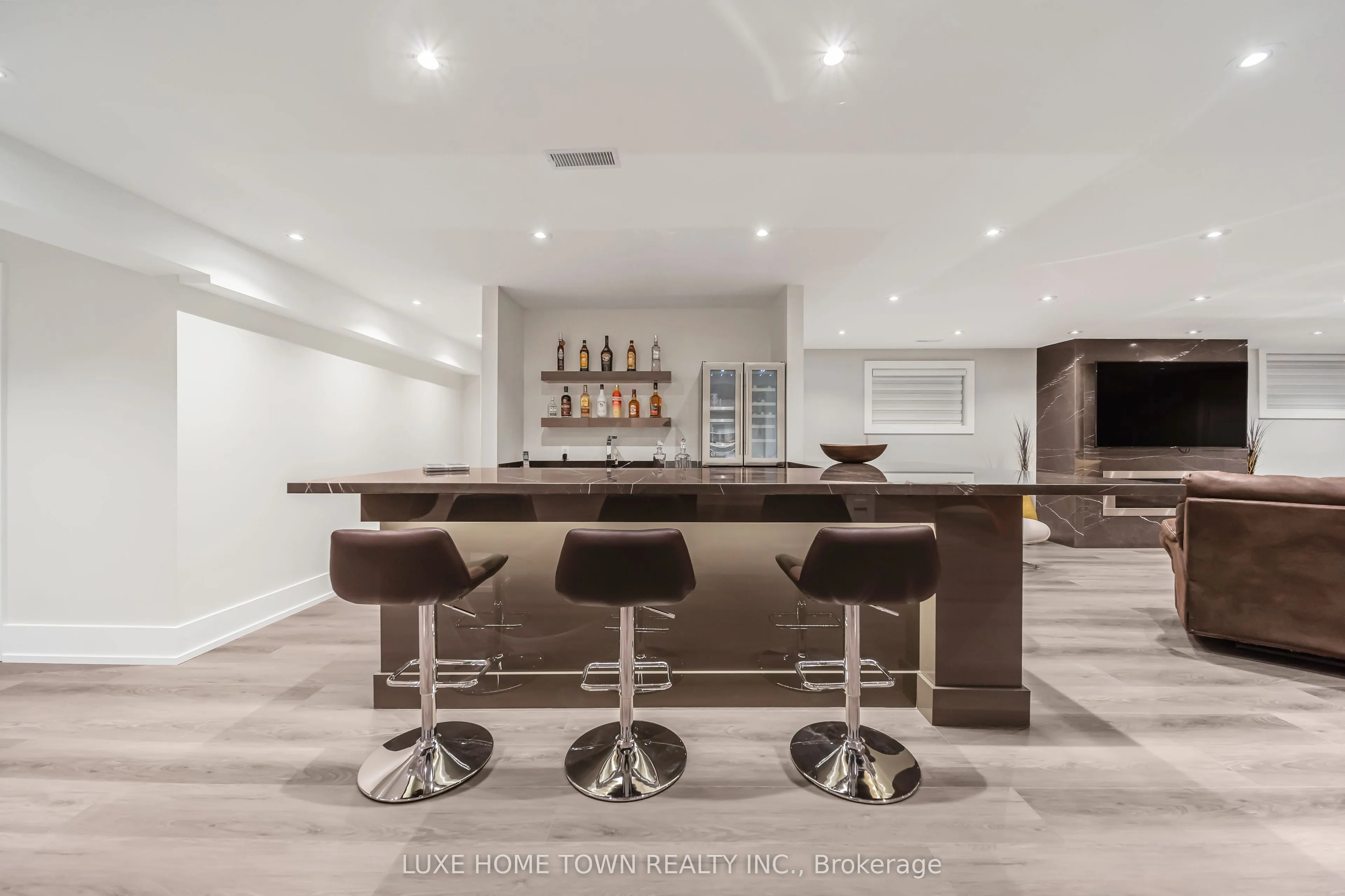 2 Prince Rupert Drive