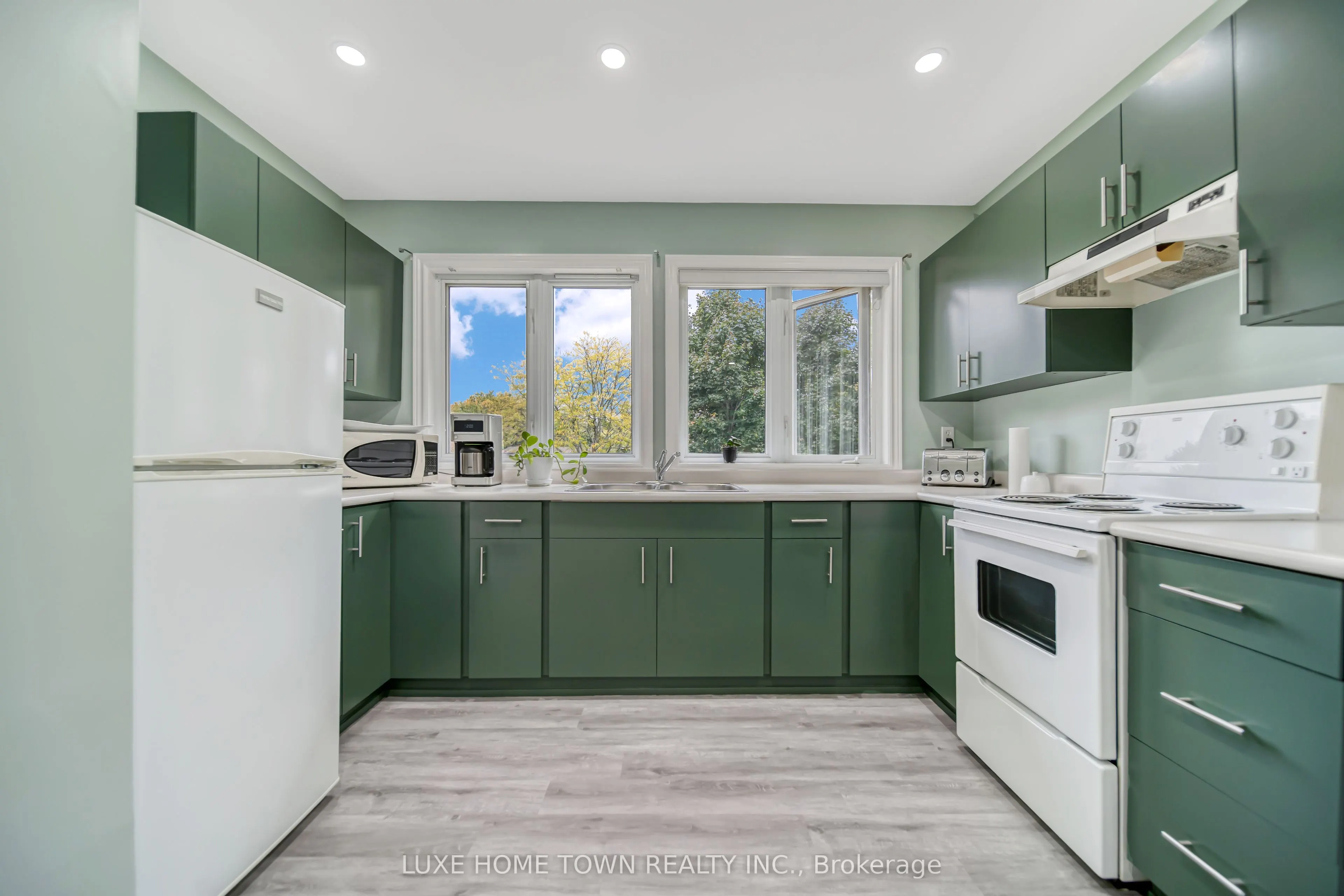2 Prince Rupert Drive