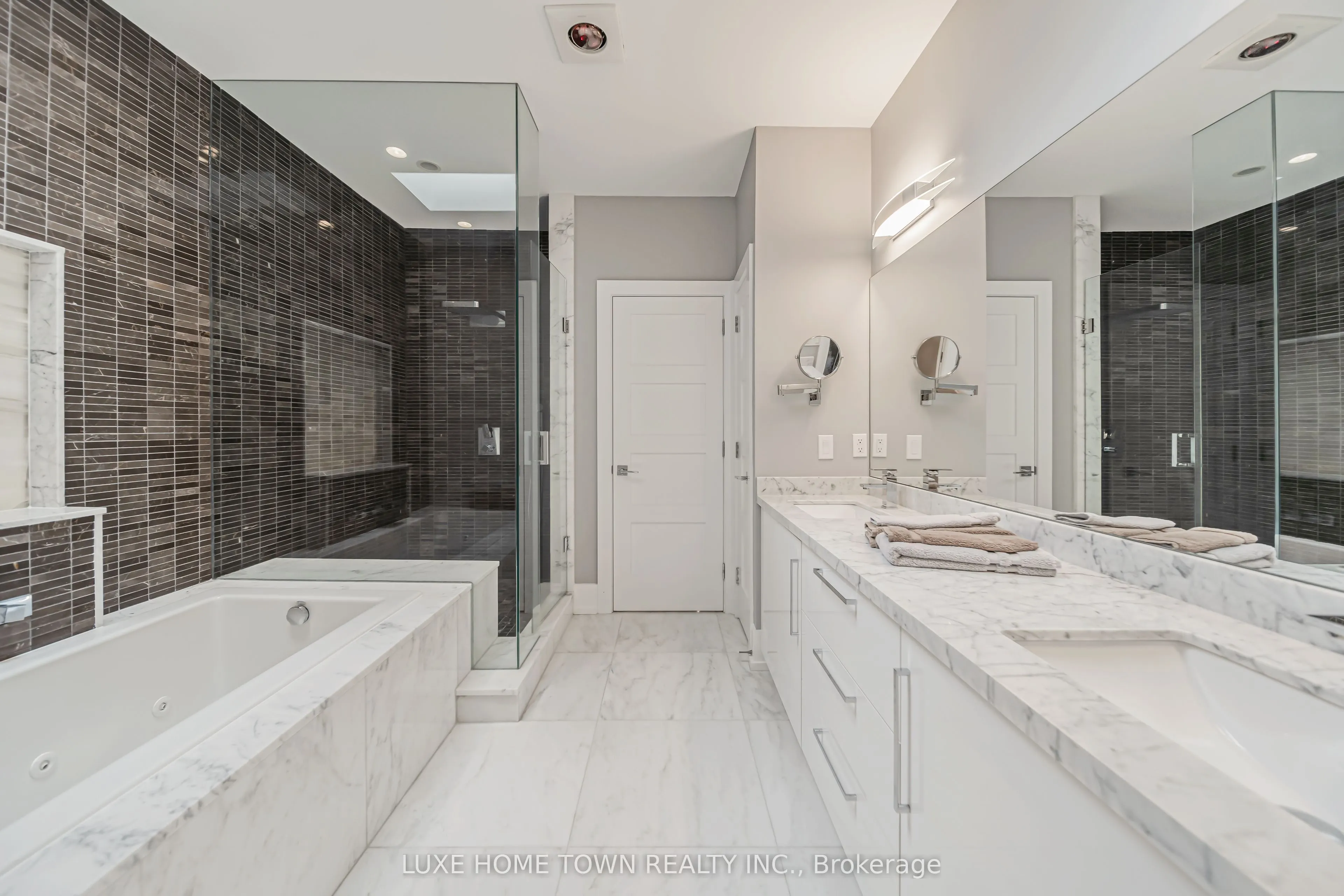 2 Prince Rupert Drive