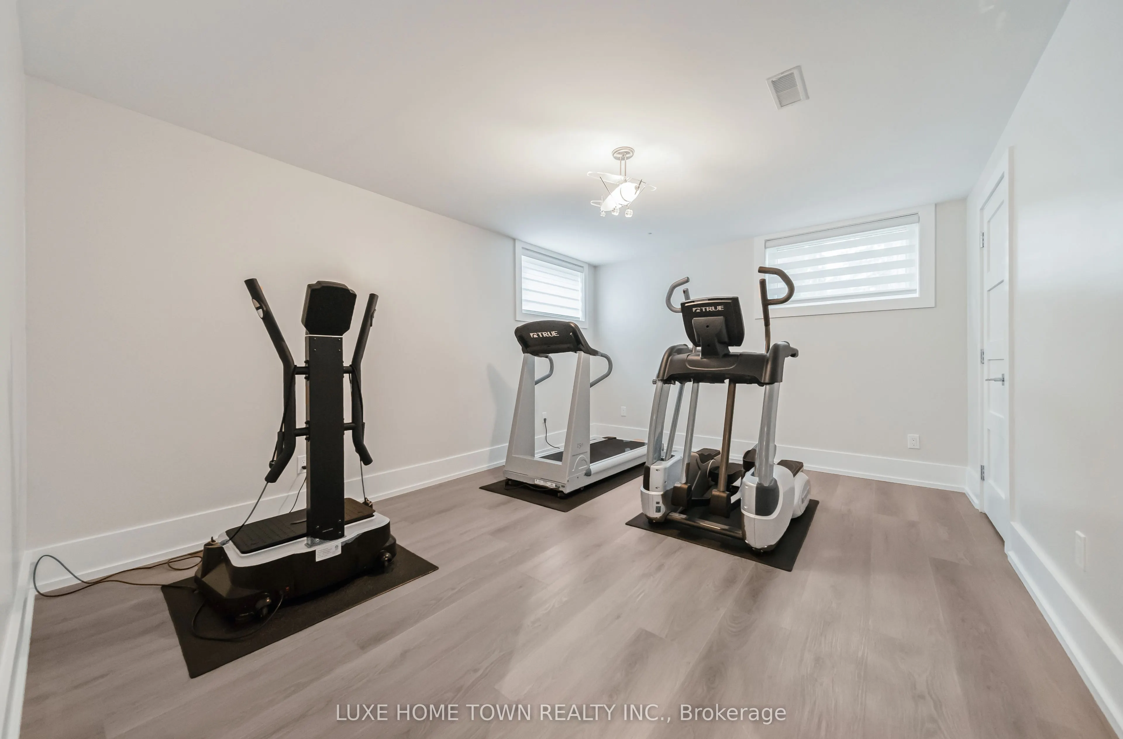 2 Prince Rupert Drive