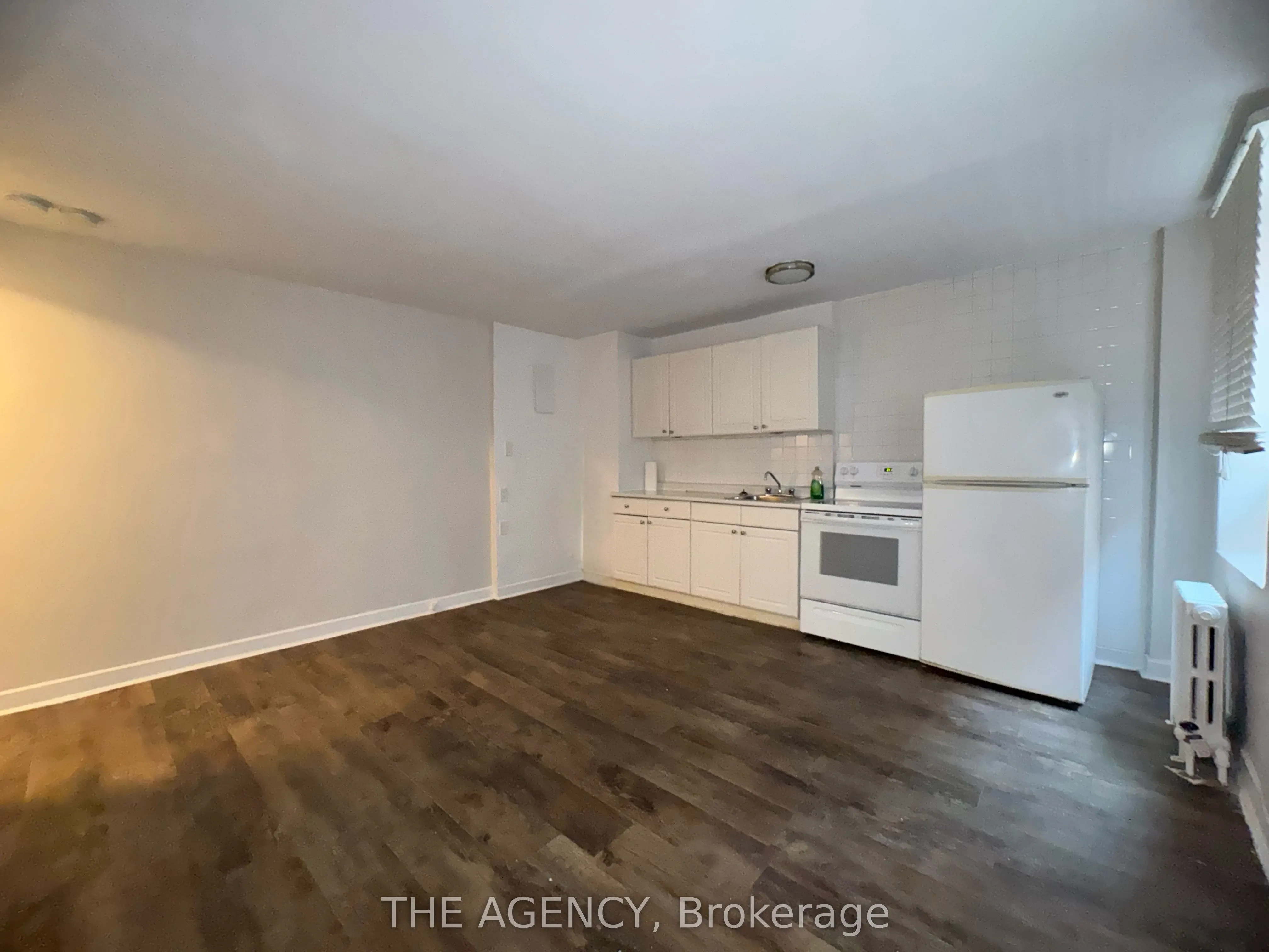 852 Broadview Avenue, #103