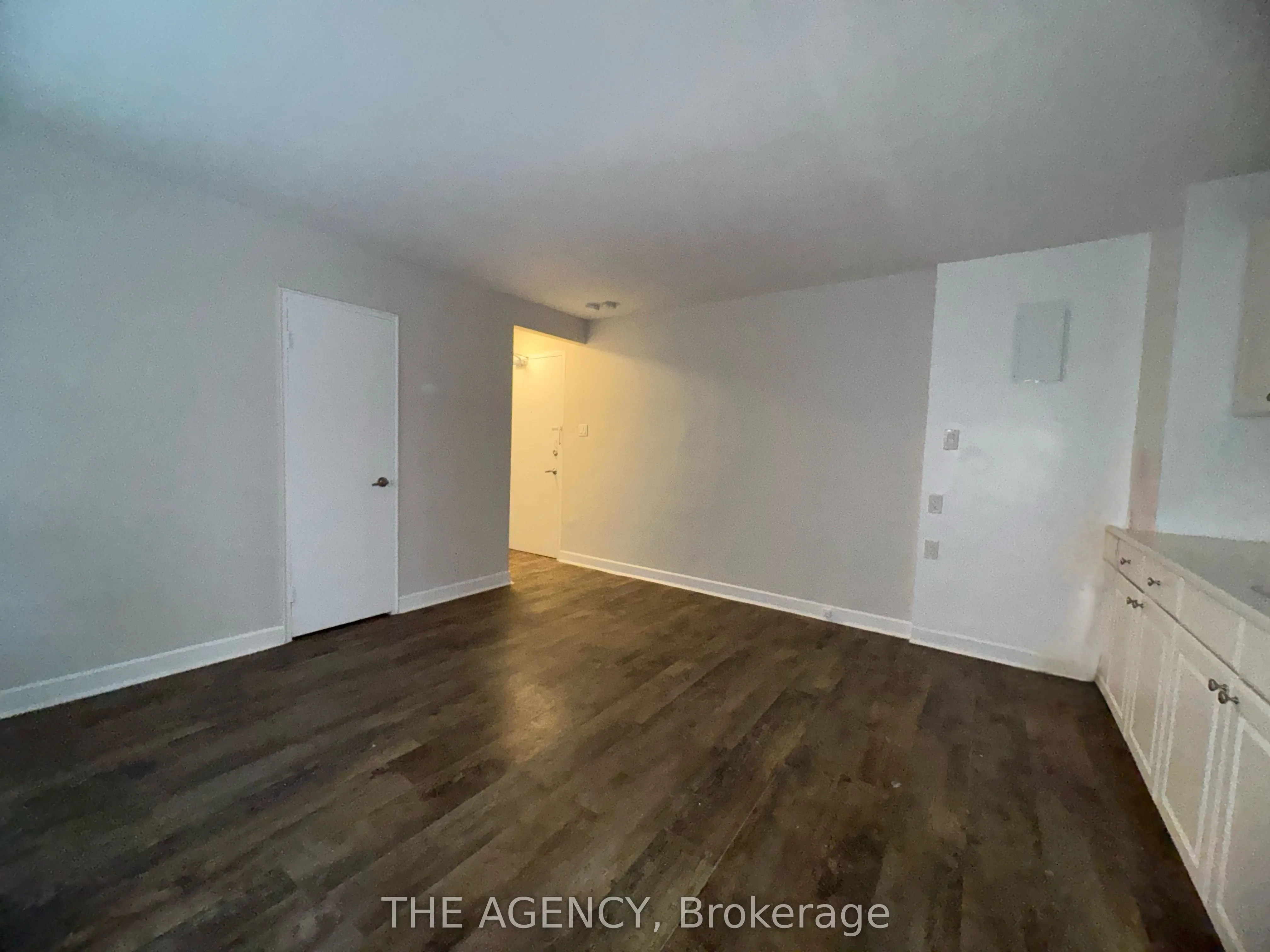 852 Broadview Avenue, #103