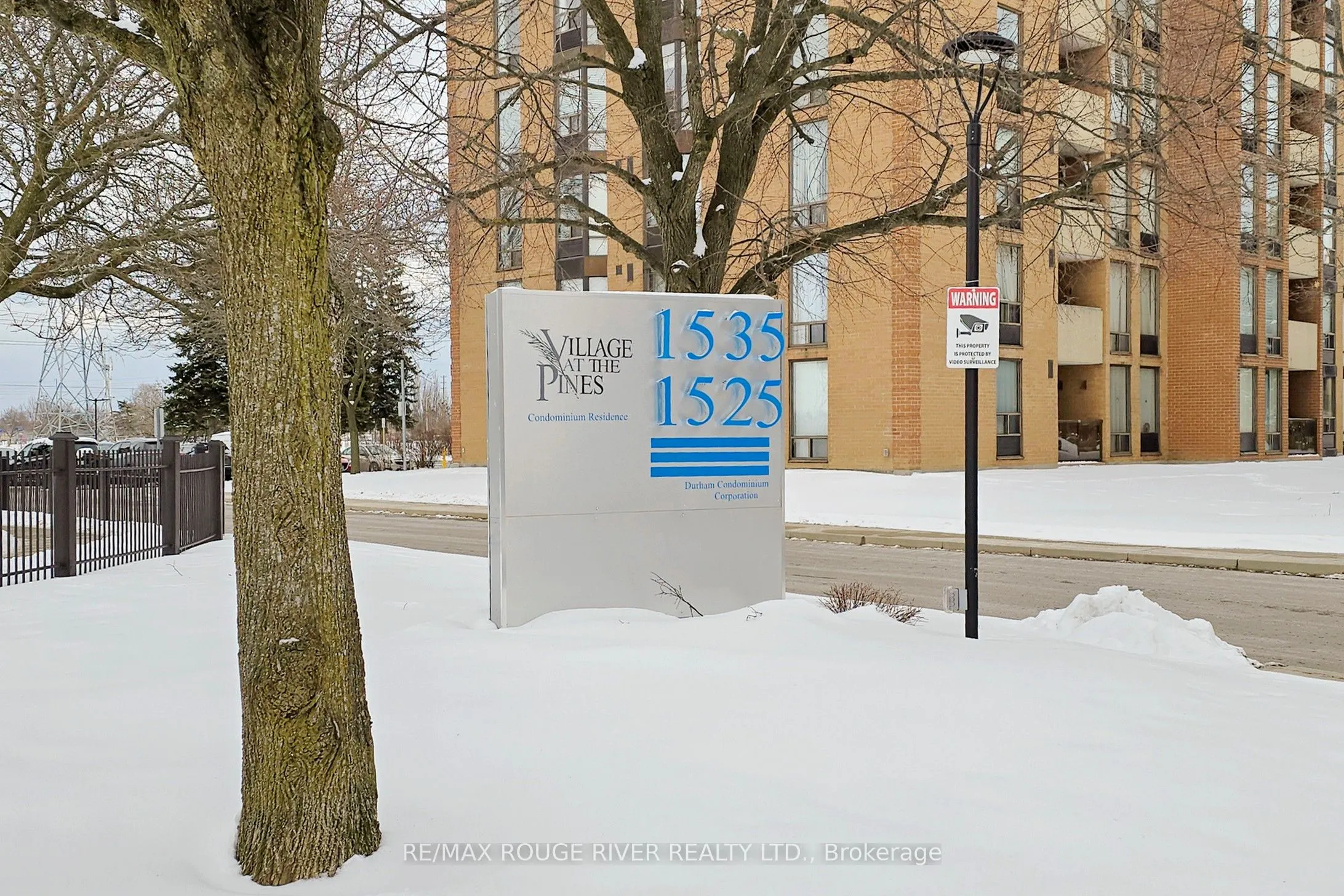 1525 Diefenbaker Court, #305
