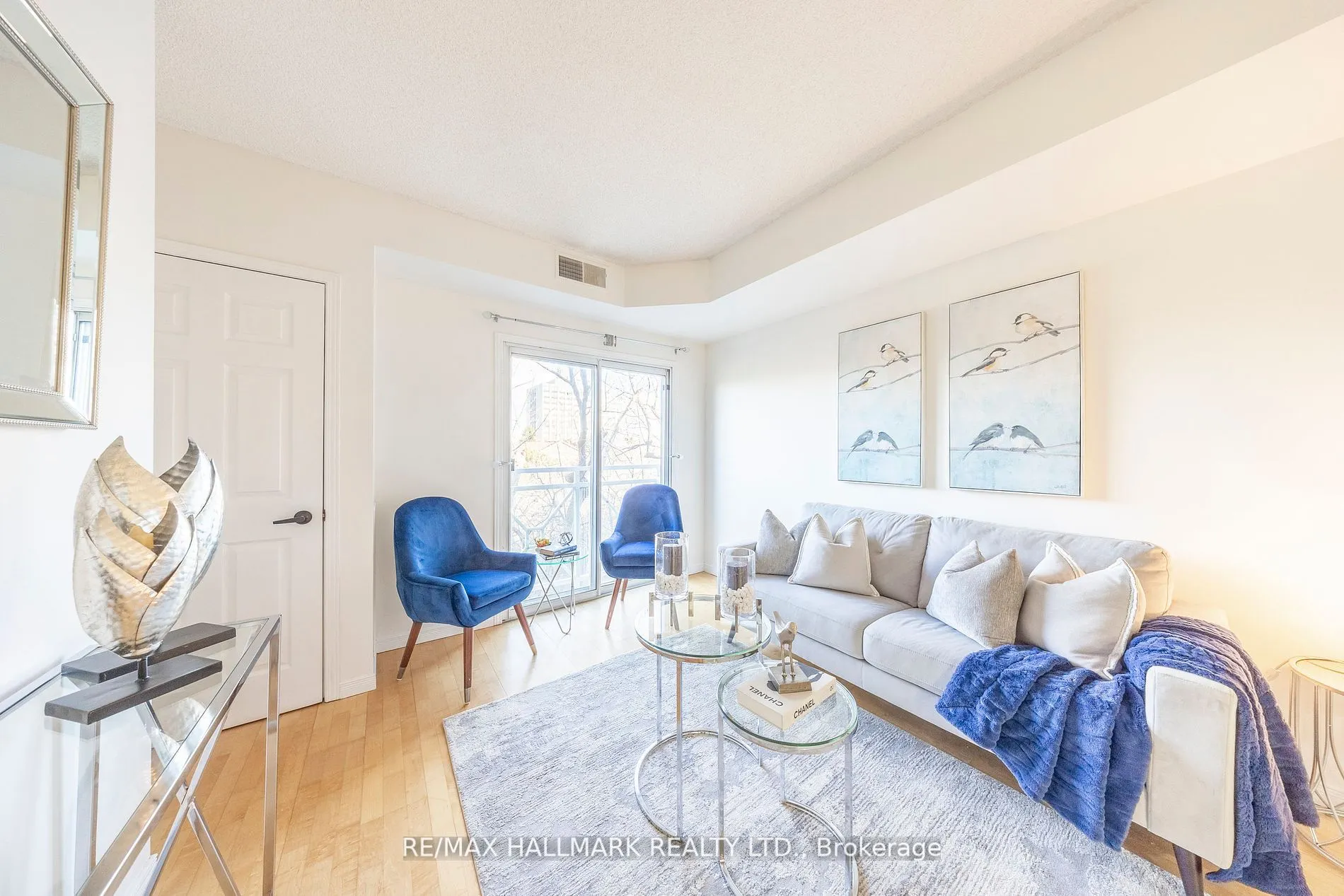 2351 Kennedy Road, #319