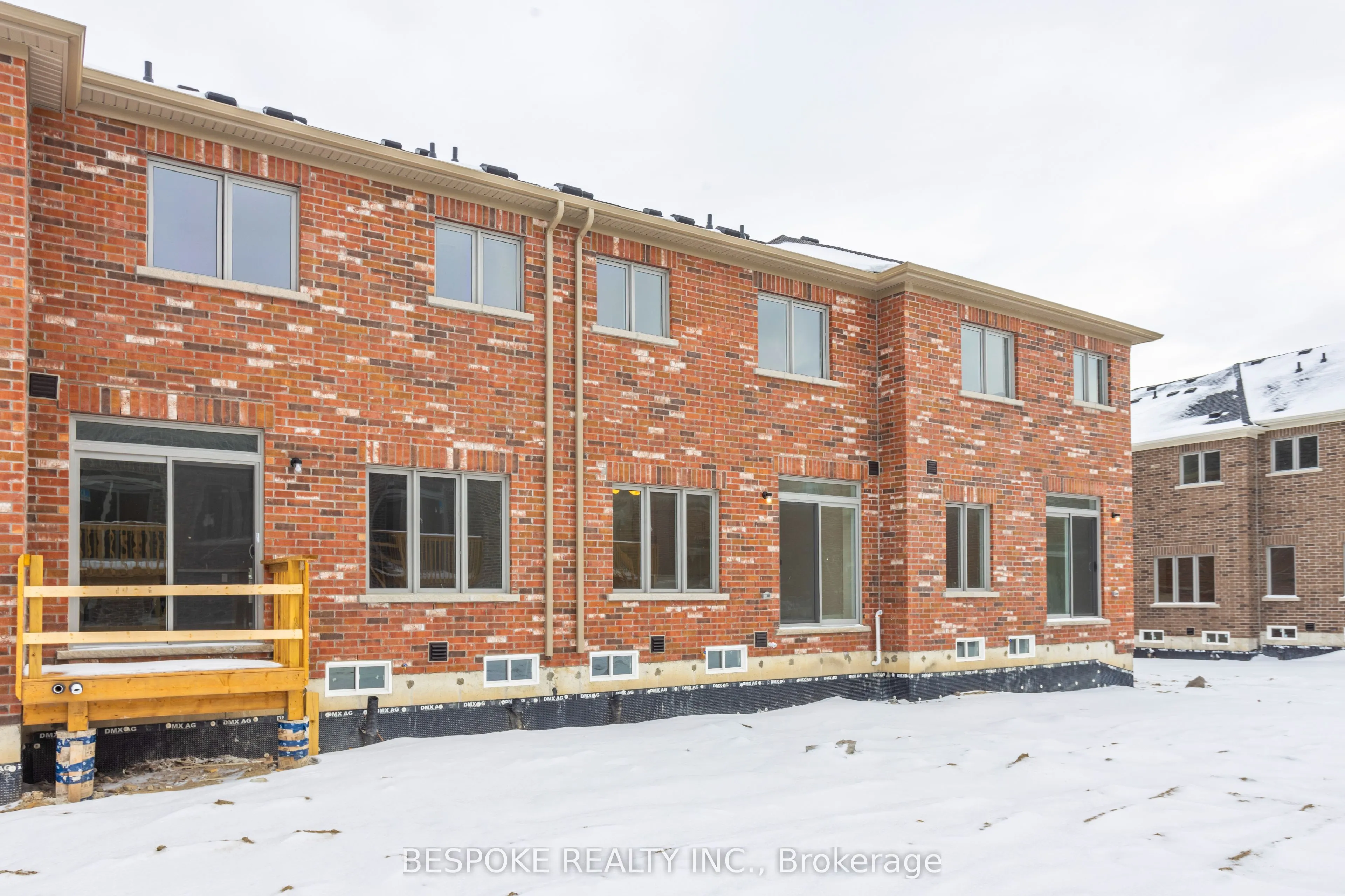120 Robin Trail