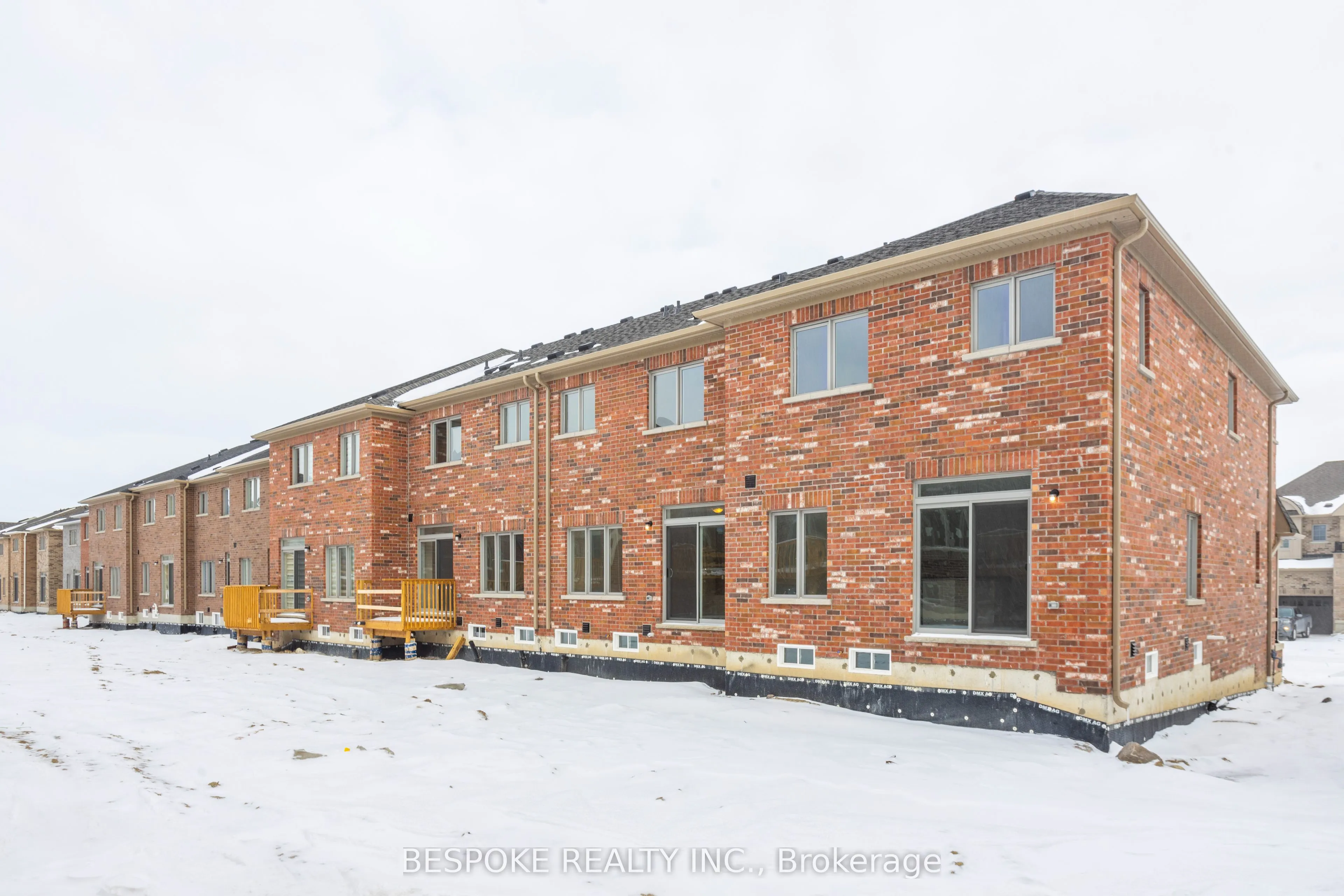 120 Robin Trail