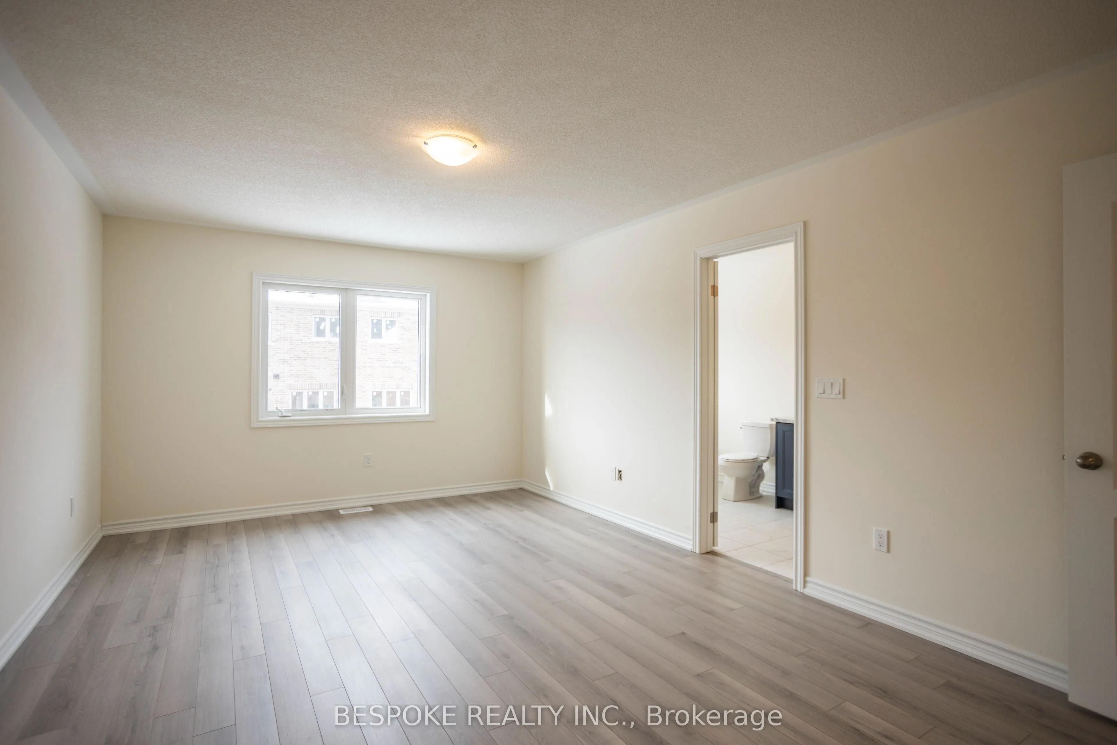 120 Robin Trail