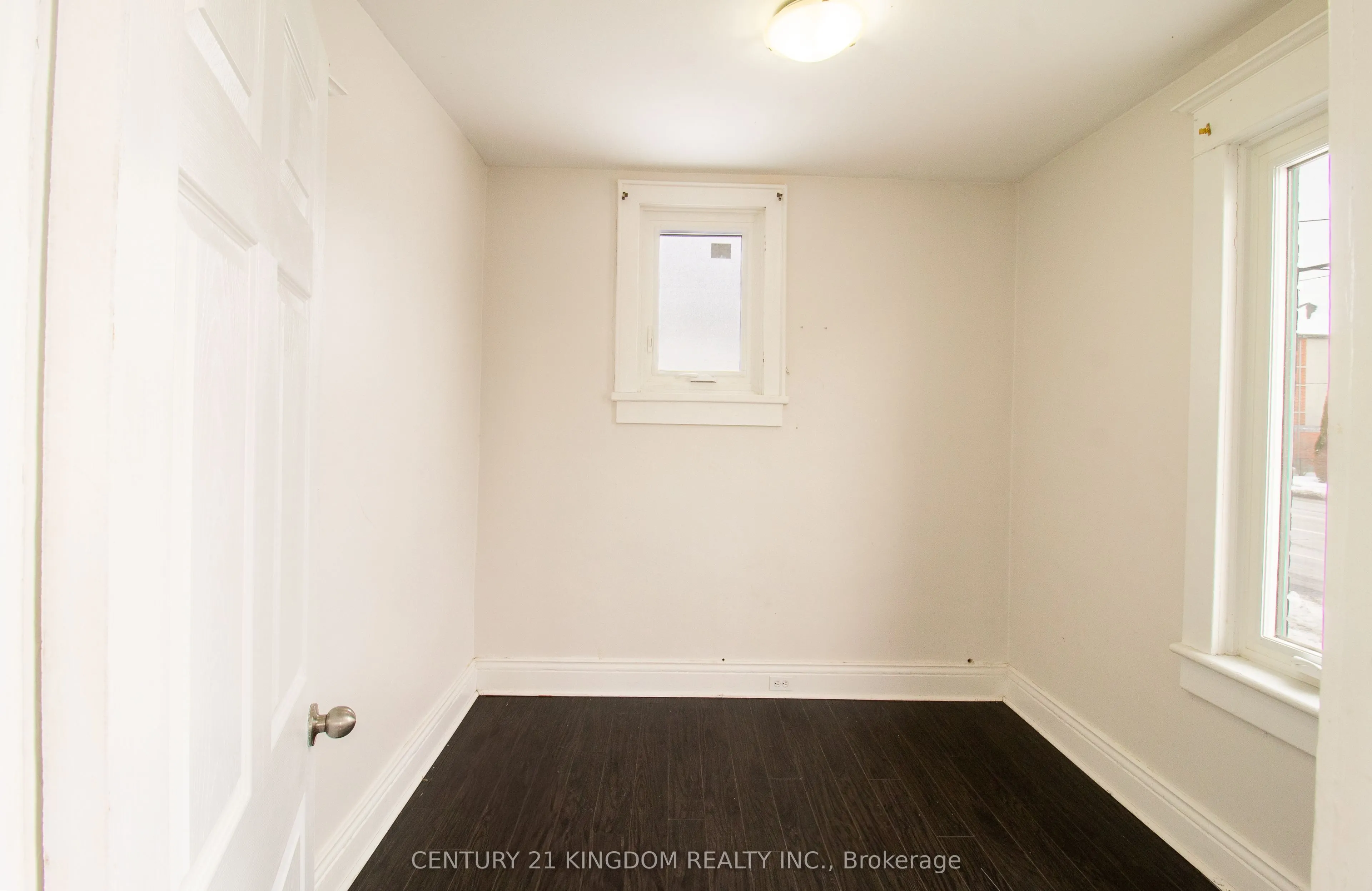 130 Park Road S