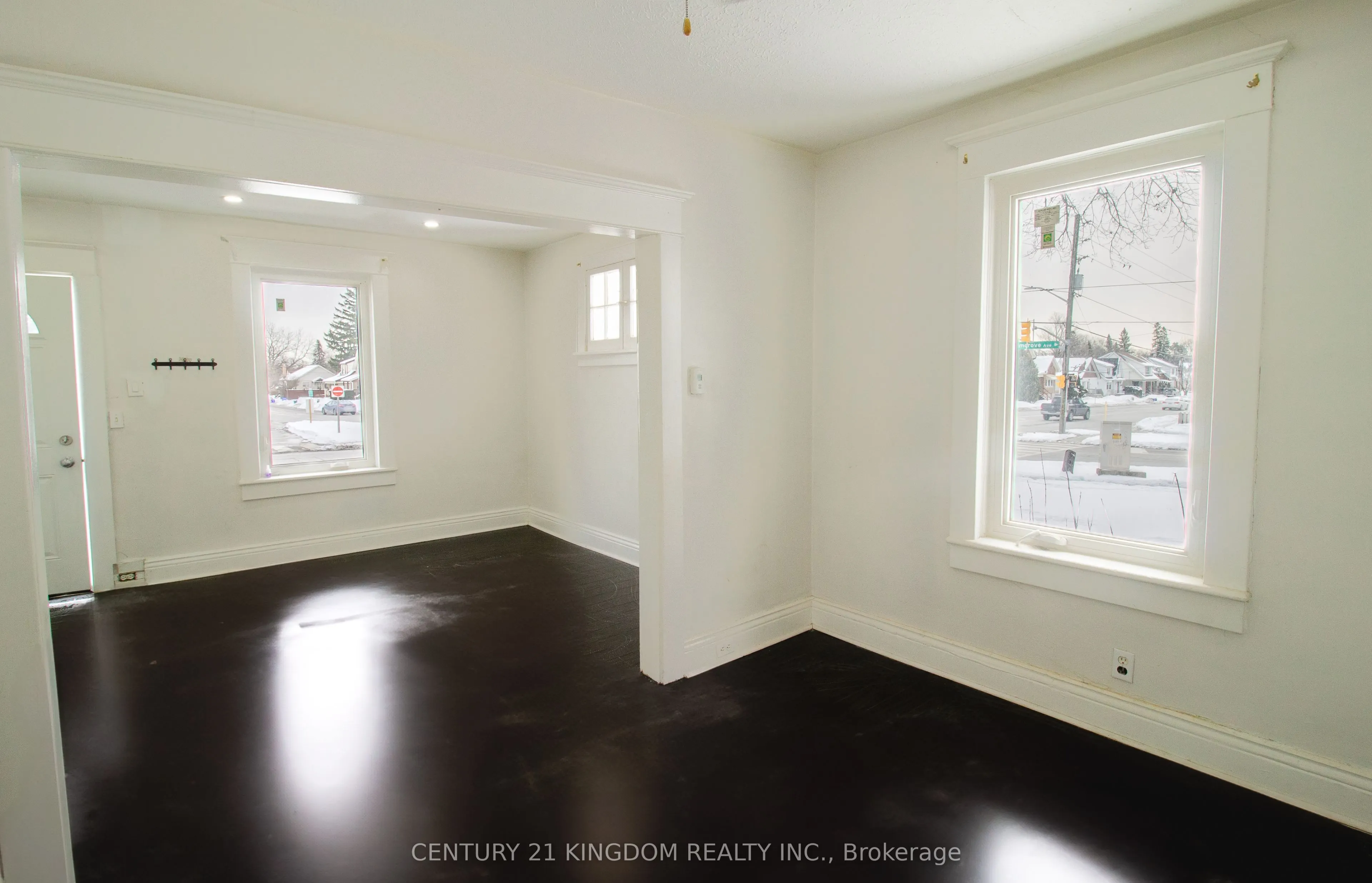 130 Park Road S