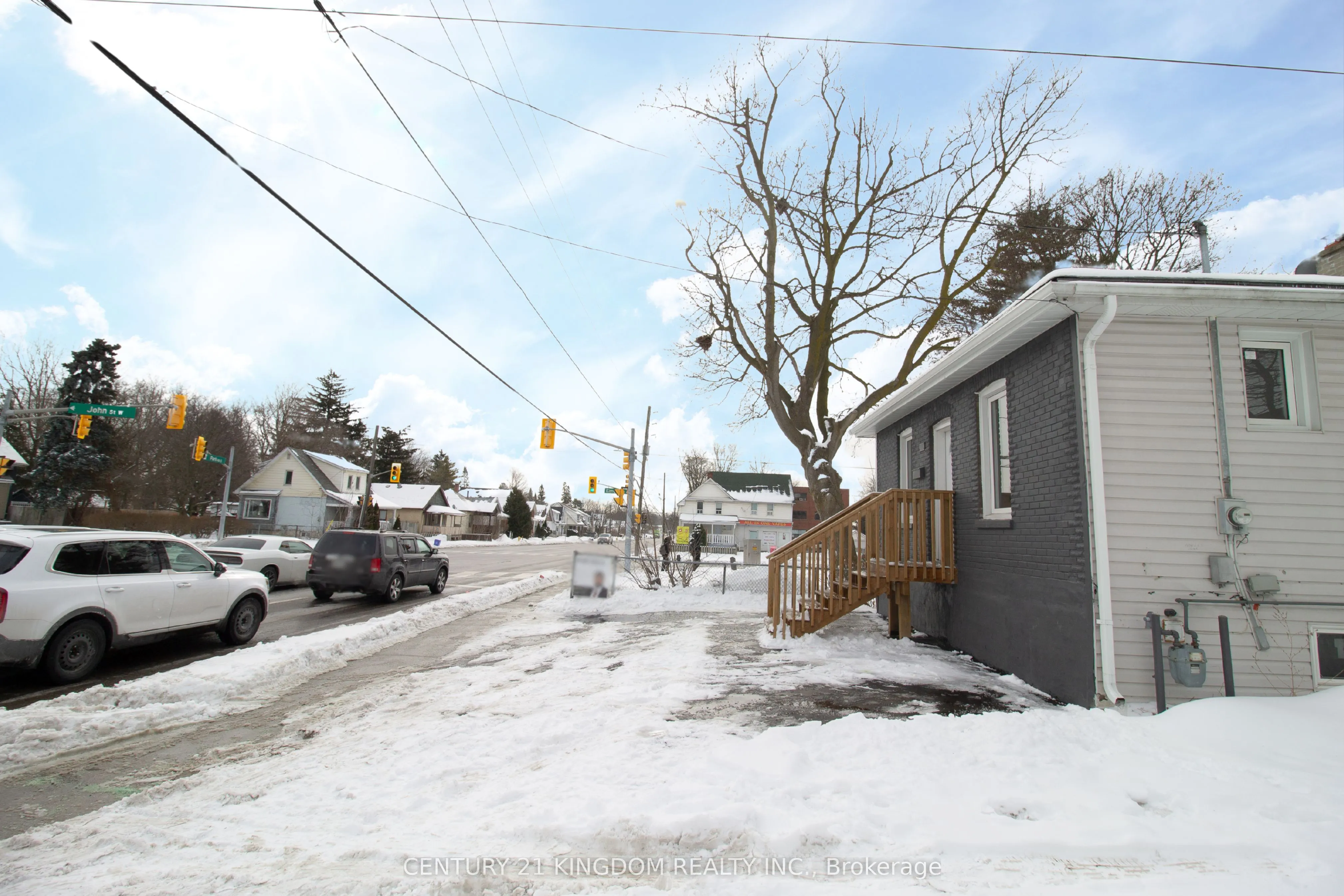 130 Park Road S