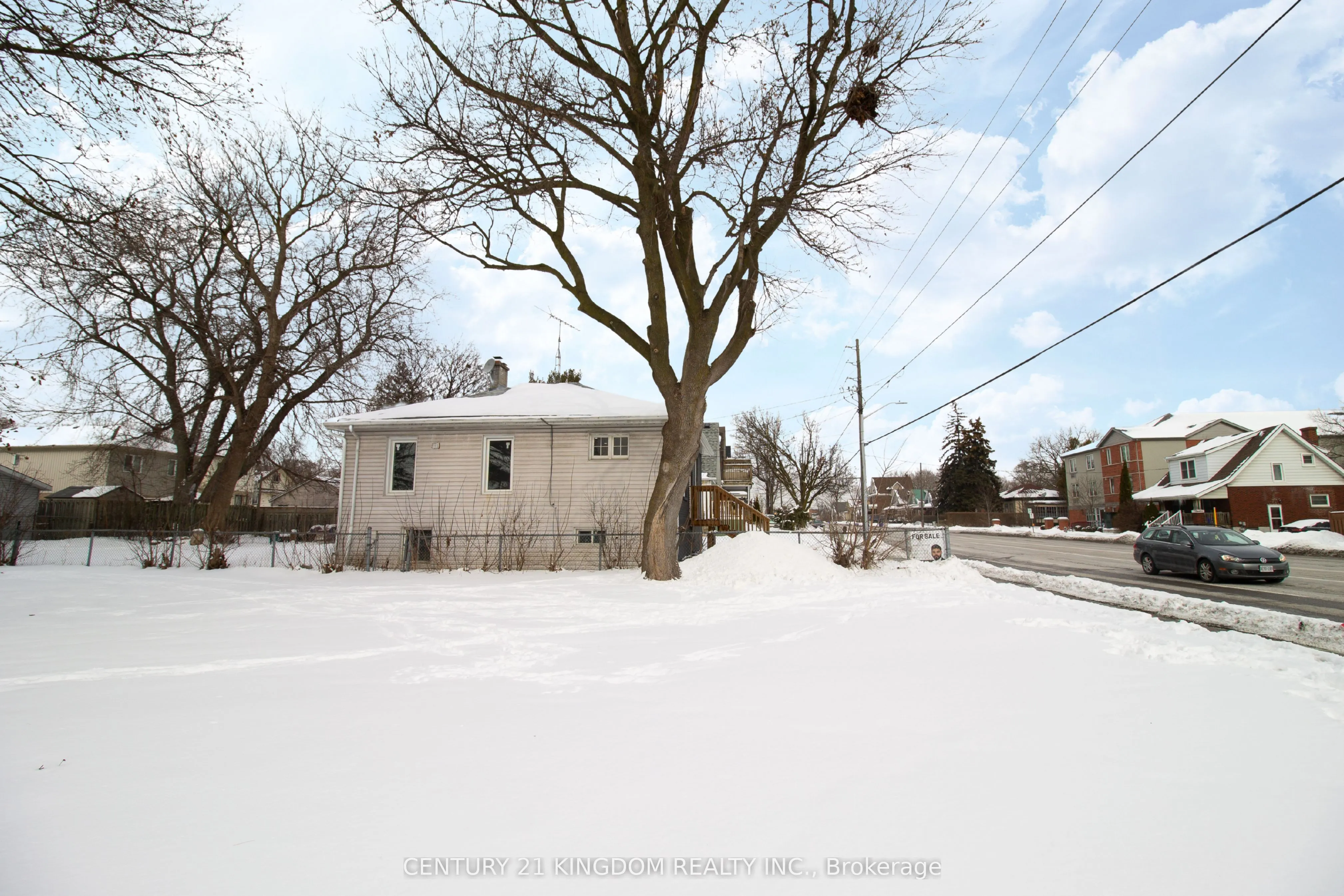 130 Park Road S