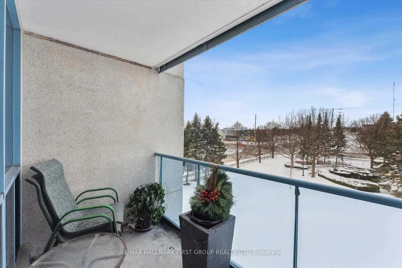 360 Watson Street W #308