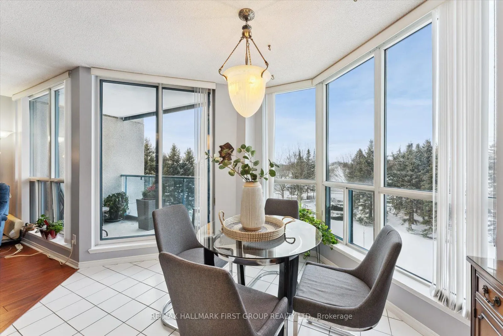 360 Watson Street W #308