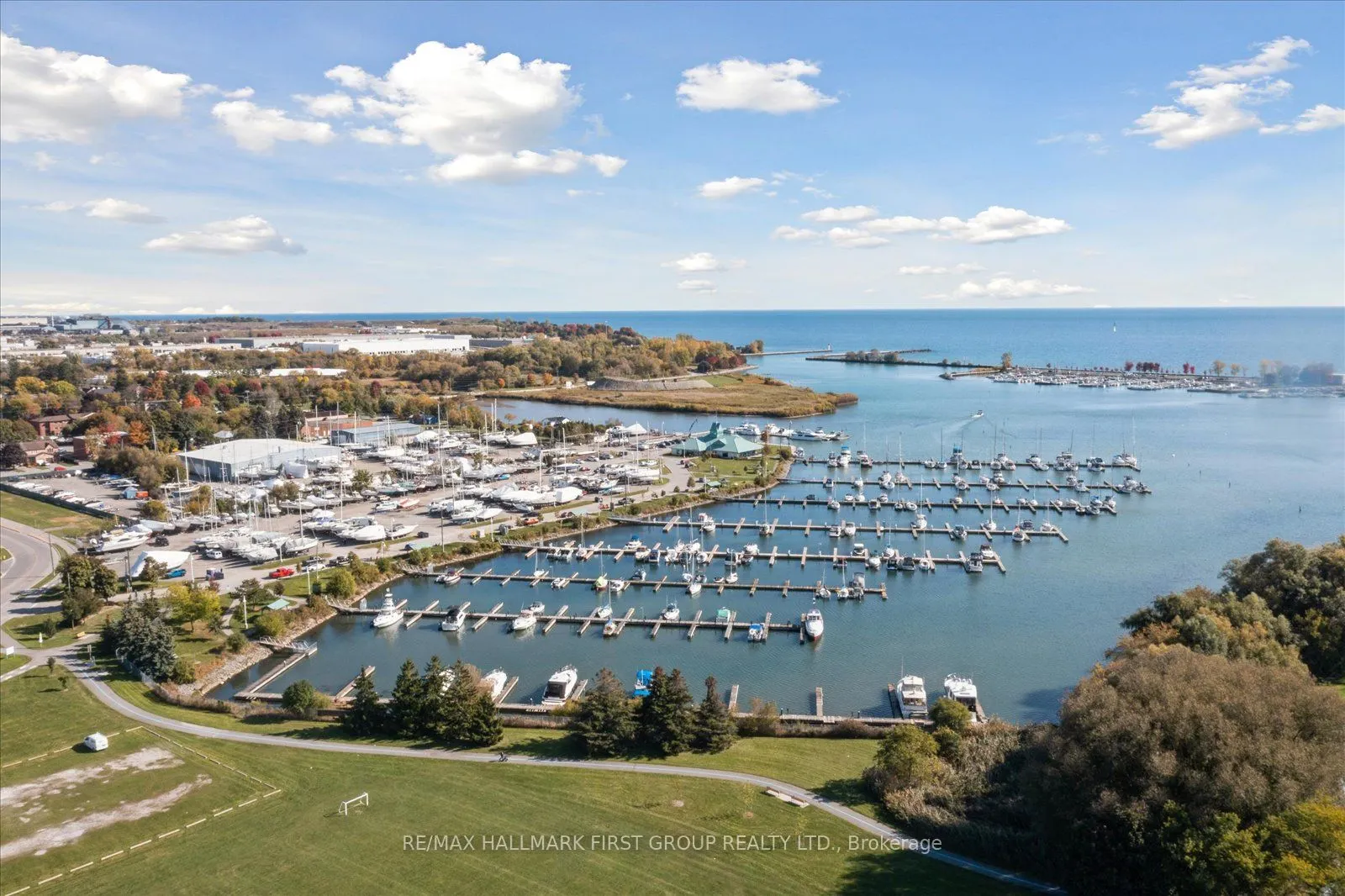 360 Watson Street W #308