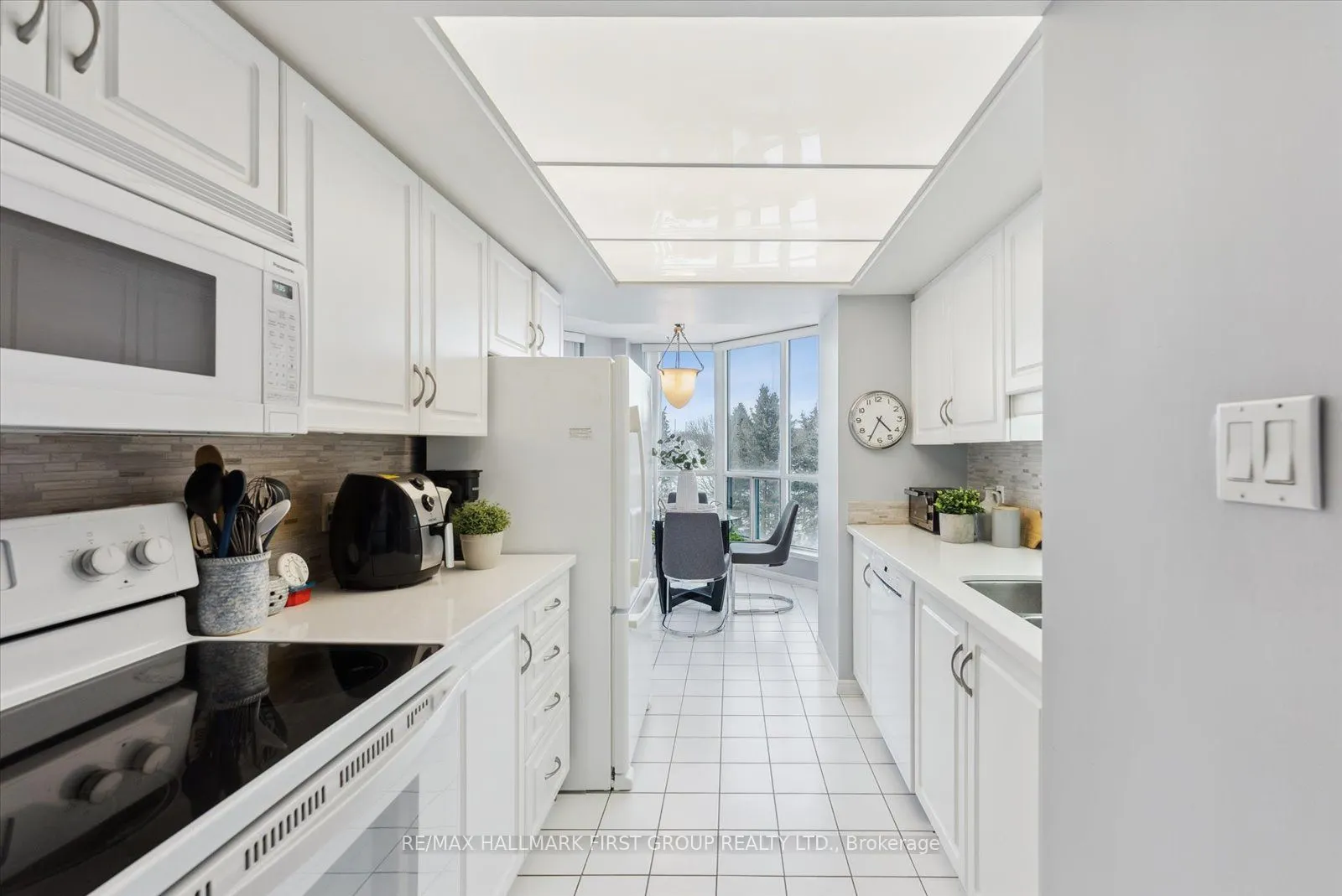 360 Watson Street W #308