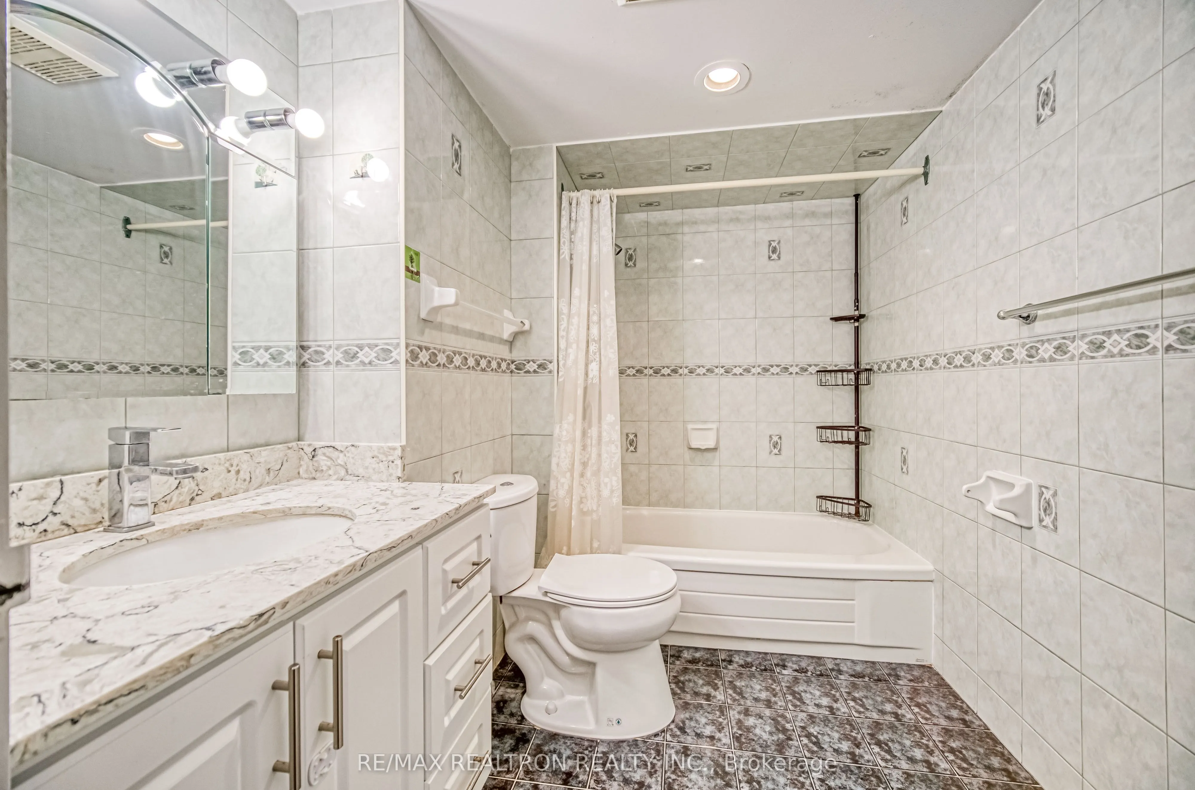 25 Bamburgh Circle, #1029
