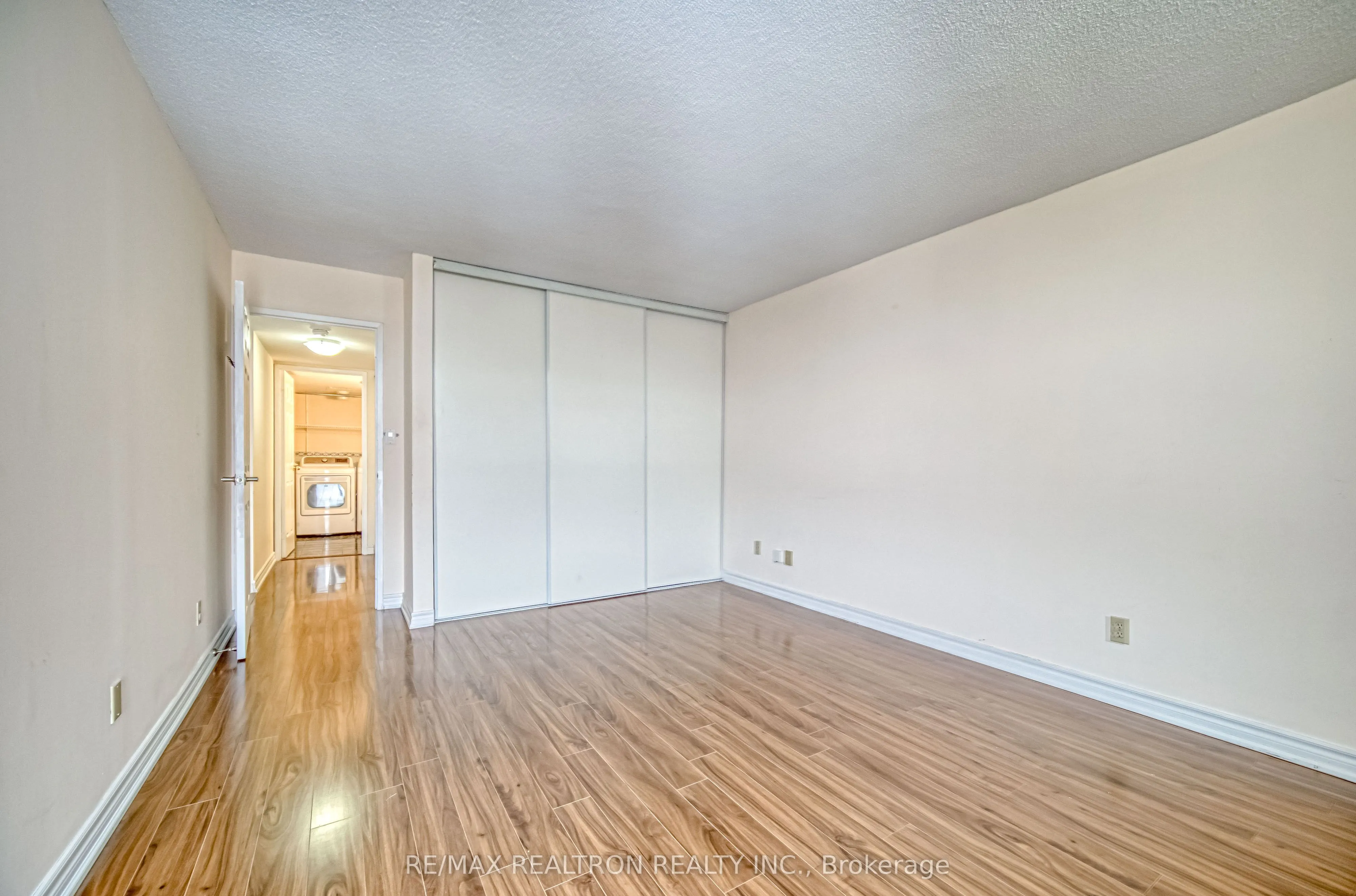 25 Bamburgh Circle, #1029