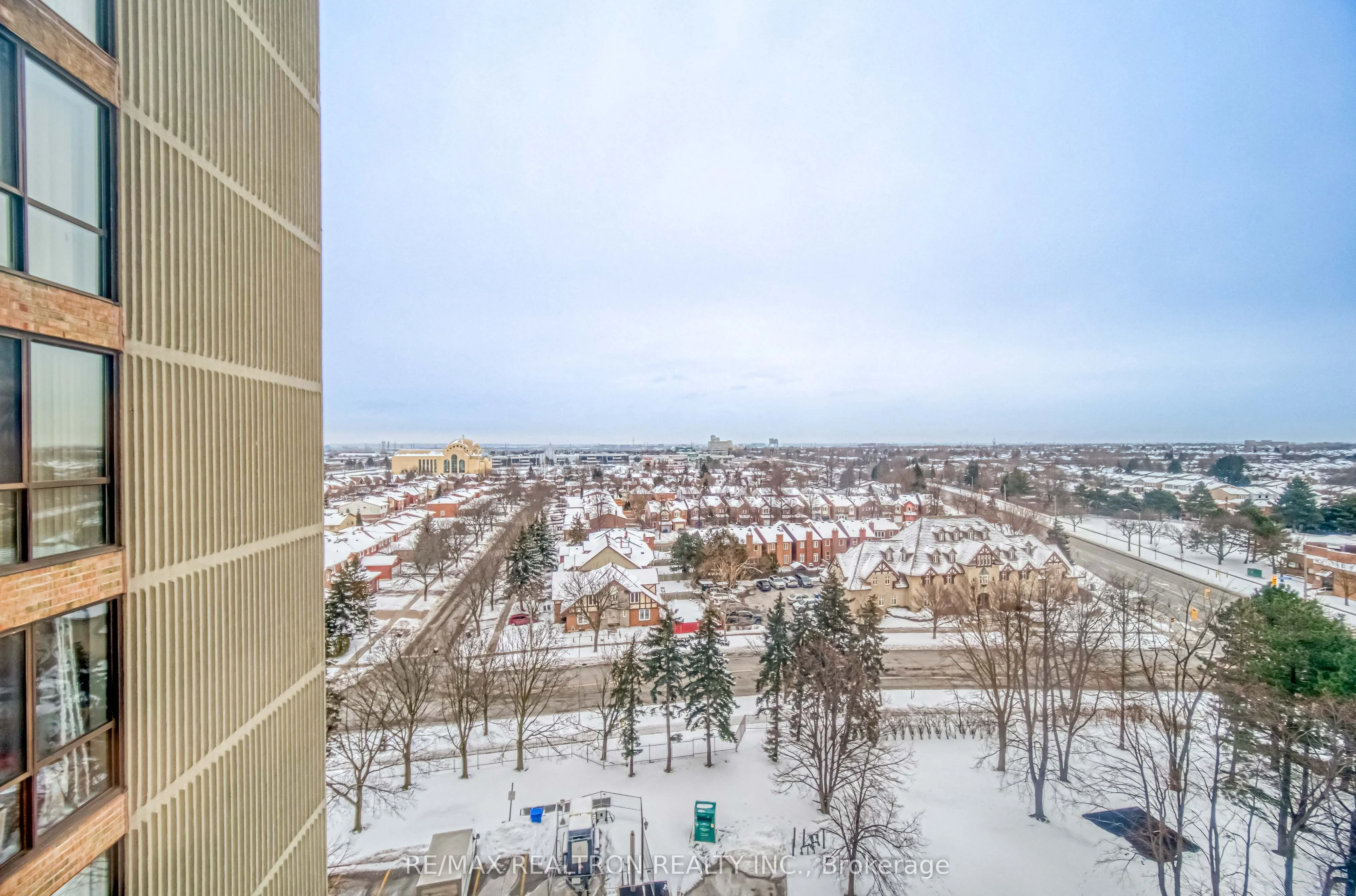 25 Bamburgh Circle, #1029