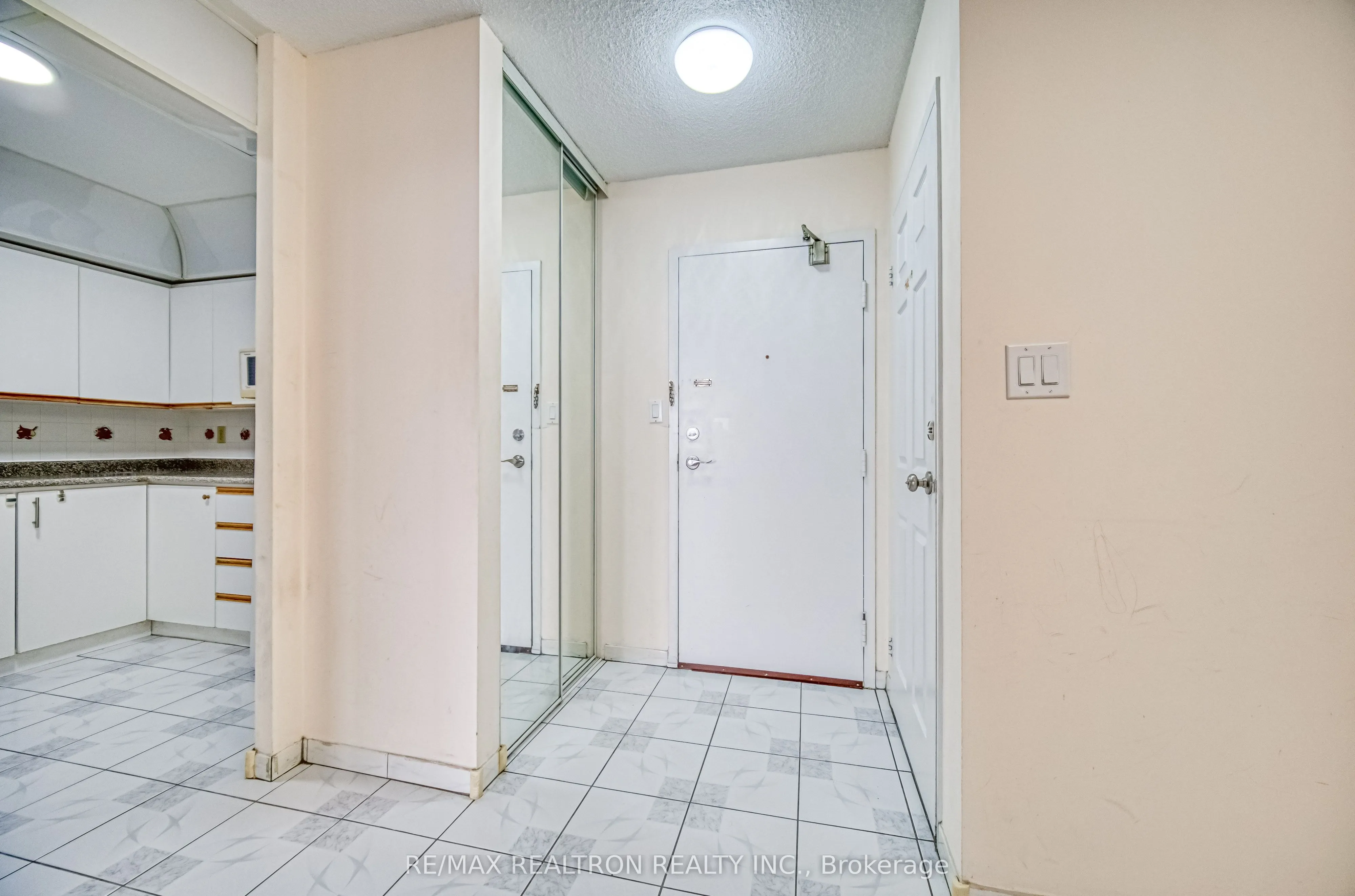 25 Bamburgh Circle, #1029