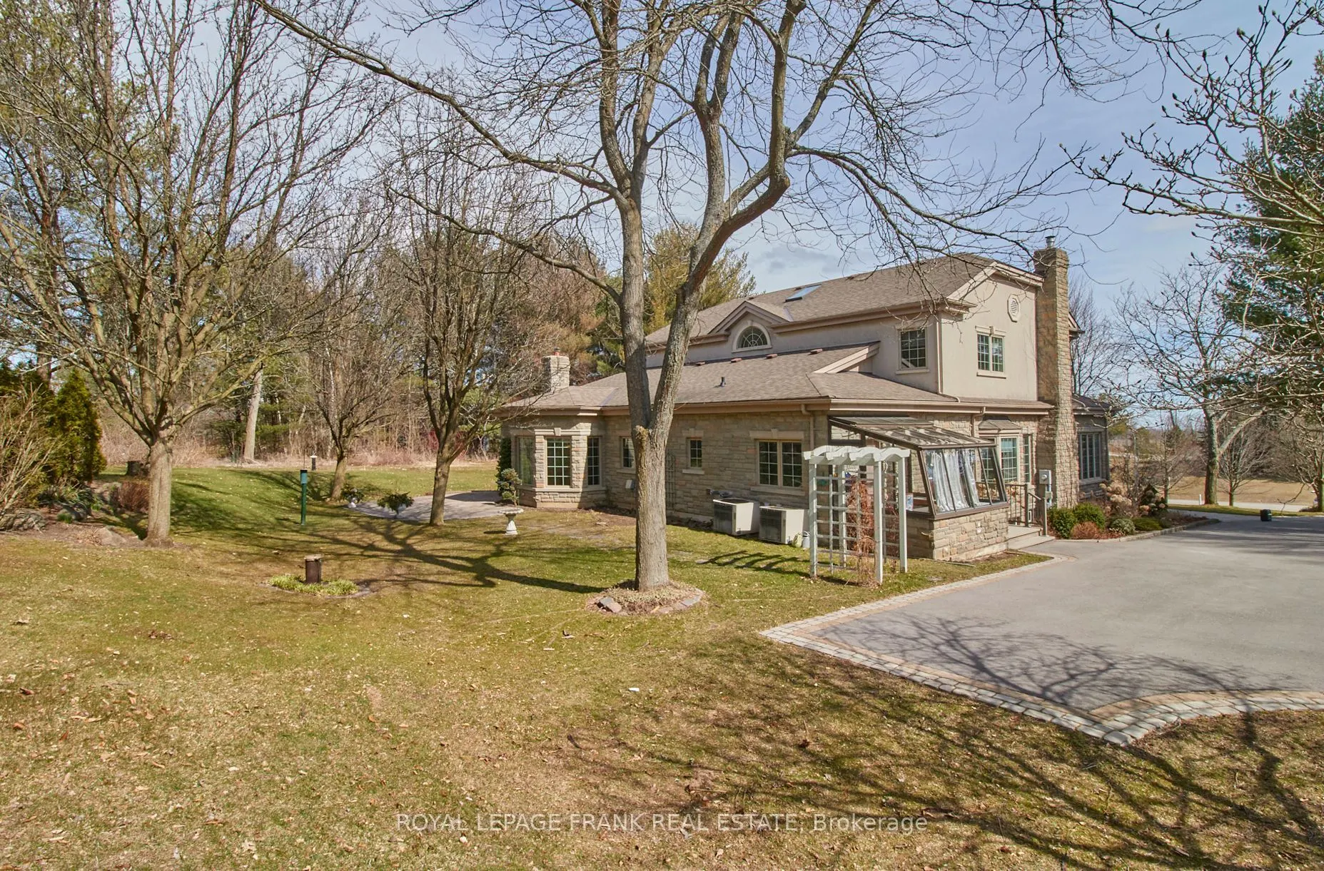 75 Woodbridge Circle