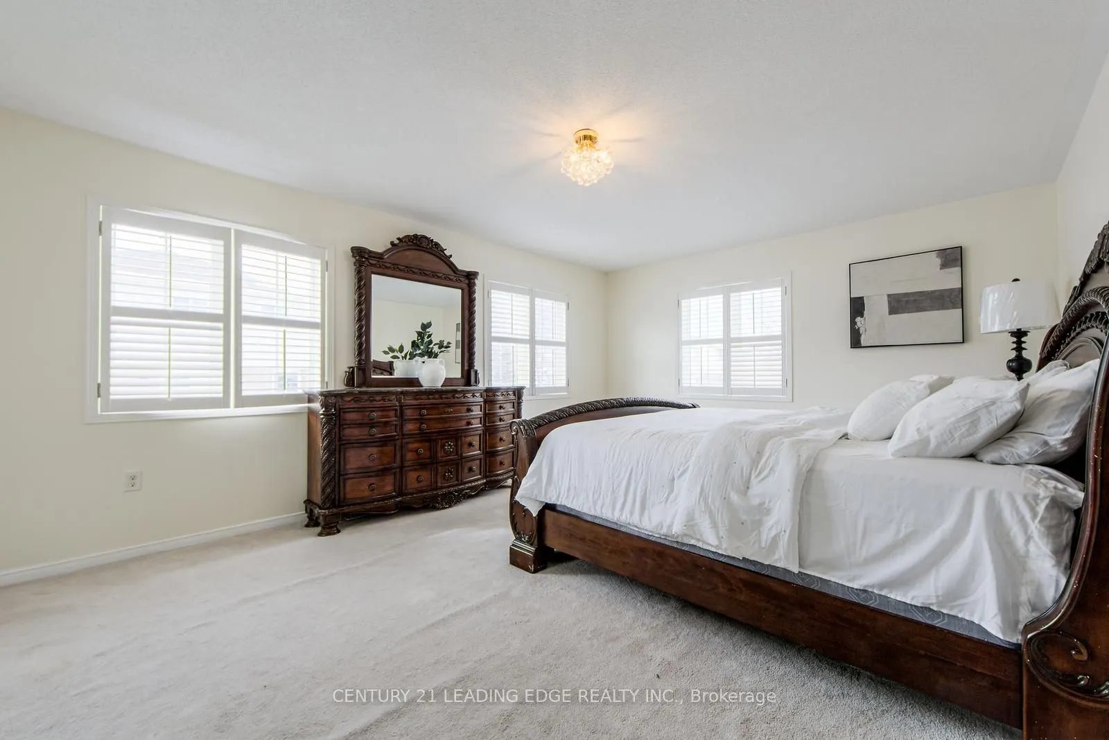 2 McGinty Avenue