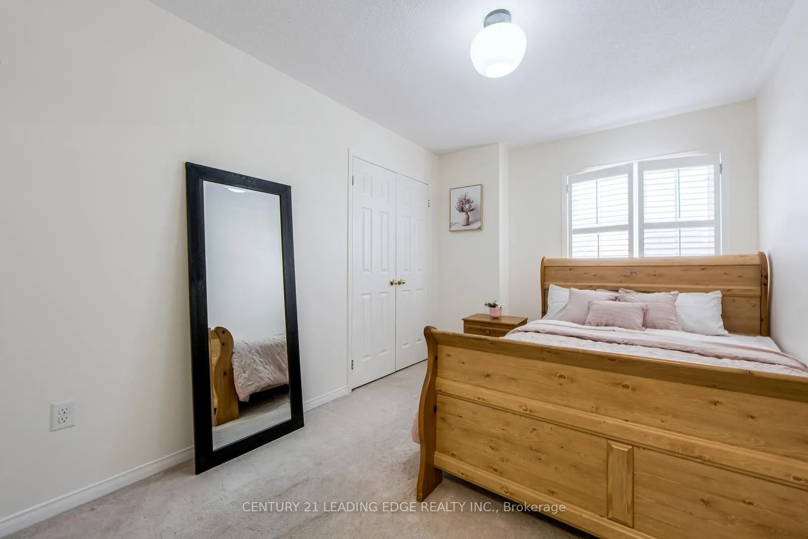 2 McGinty Avenue