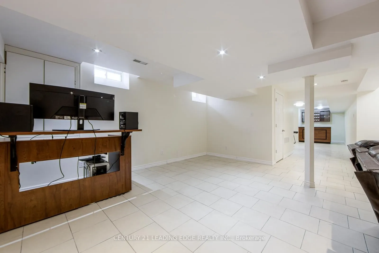2 McGinty Avenue