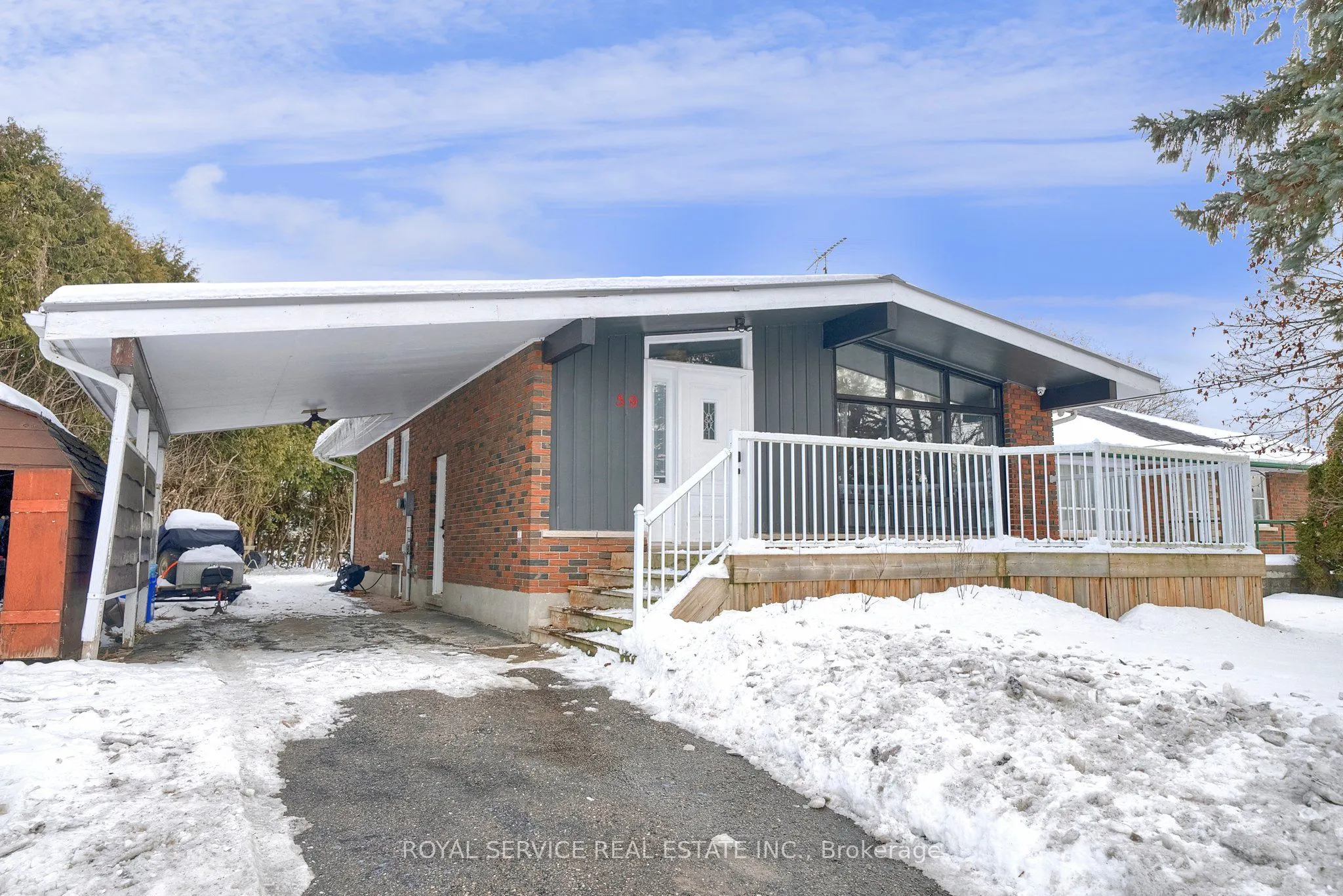 59 Church Street S