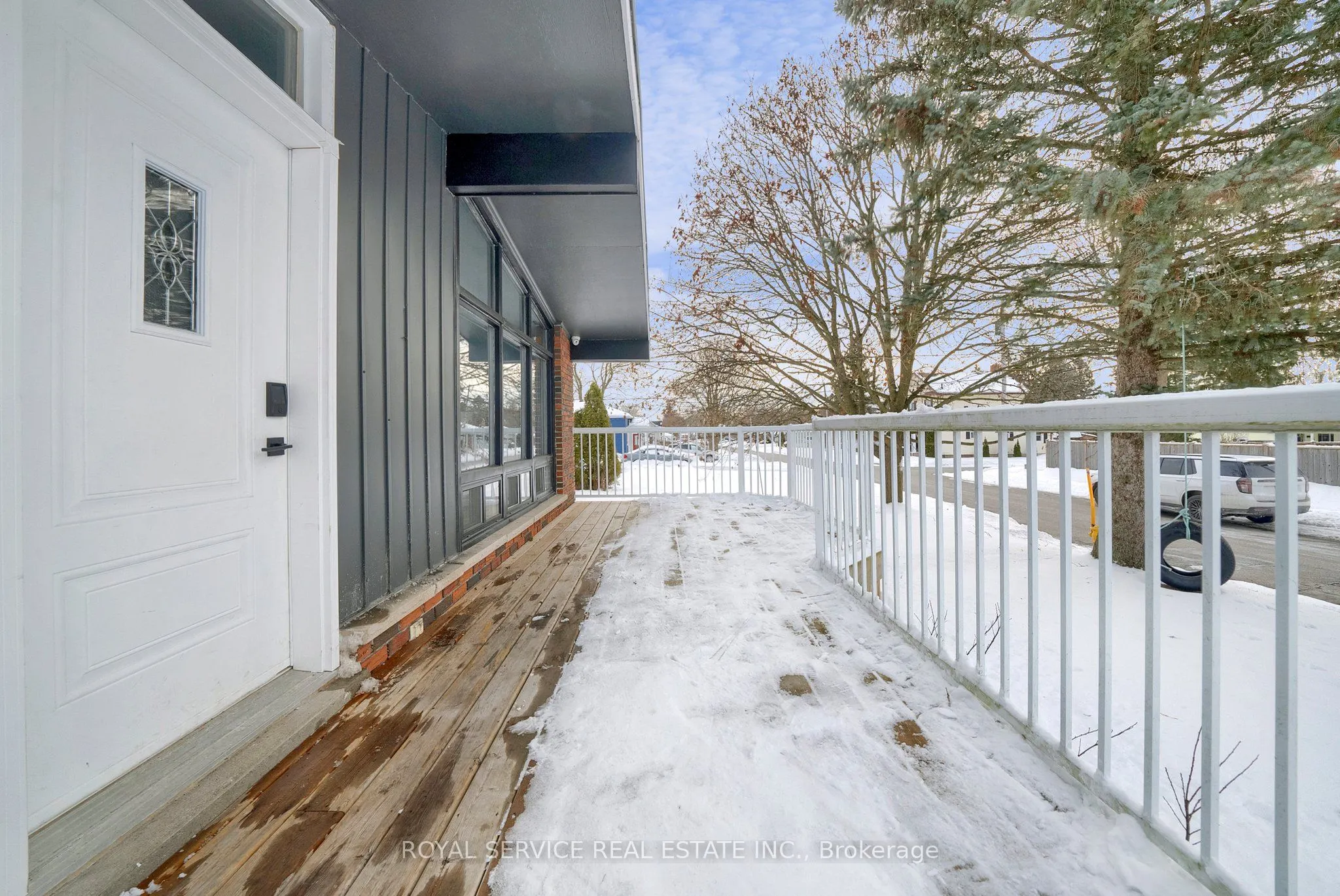 59 Church Street S
