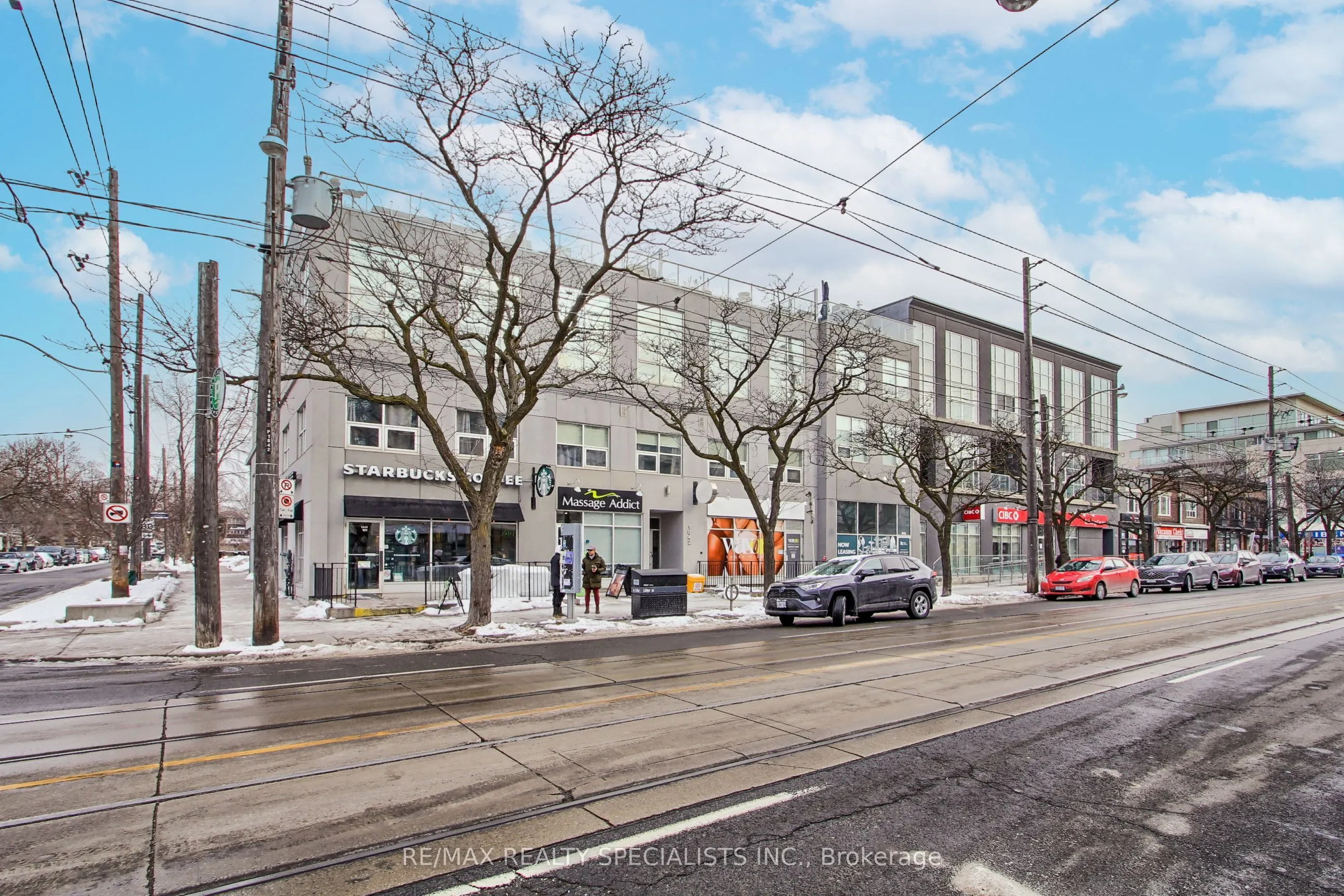 1842 Queen Street E, #204