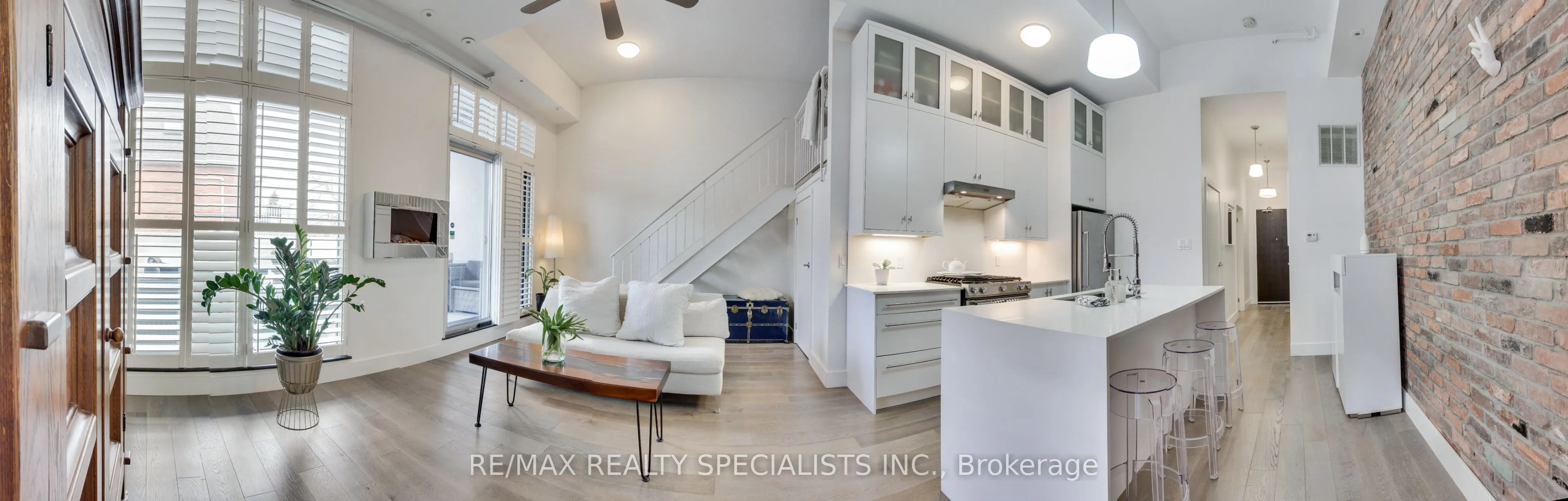 1842 Queen Street E #204