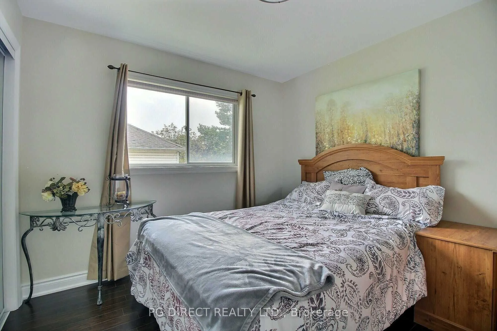 49 Farncomb Crescent