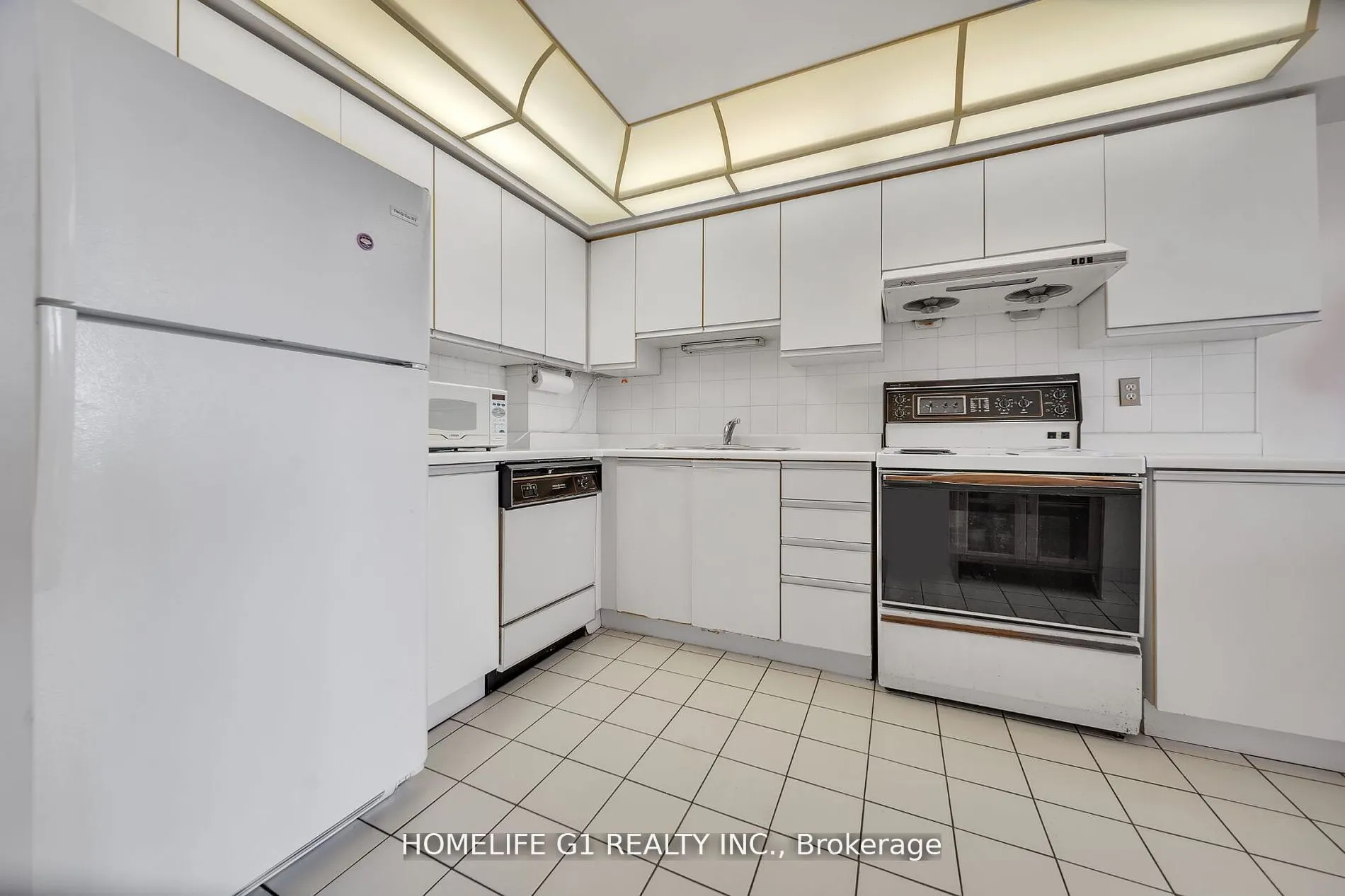 4727 Sheppard Avenue E, #913