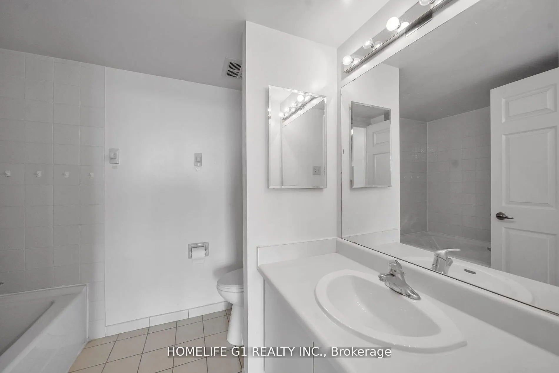 4727 Sheppard Avenue E, #913
