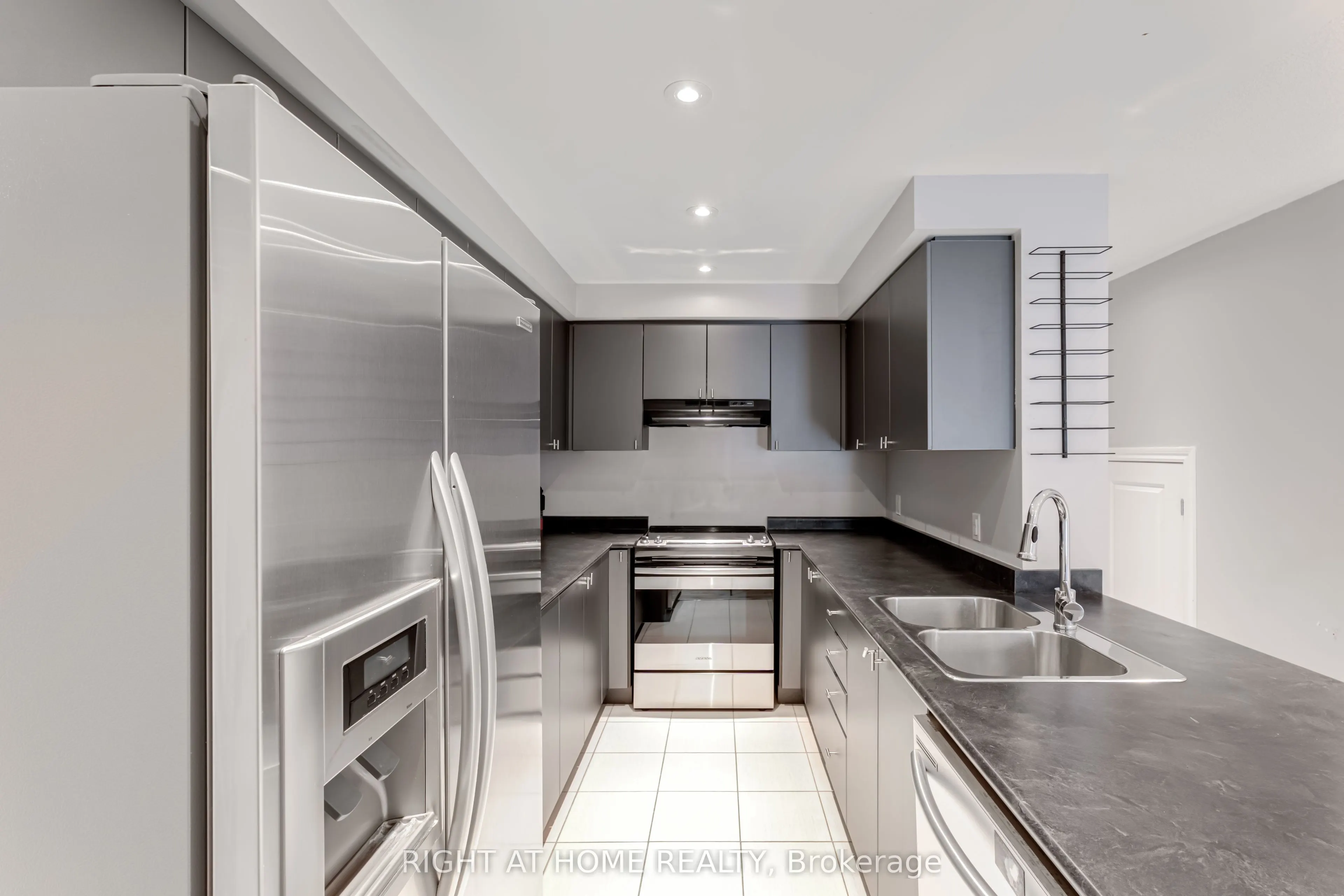 2500 Hill Rise Court, #40