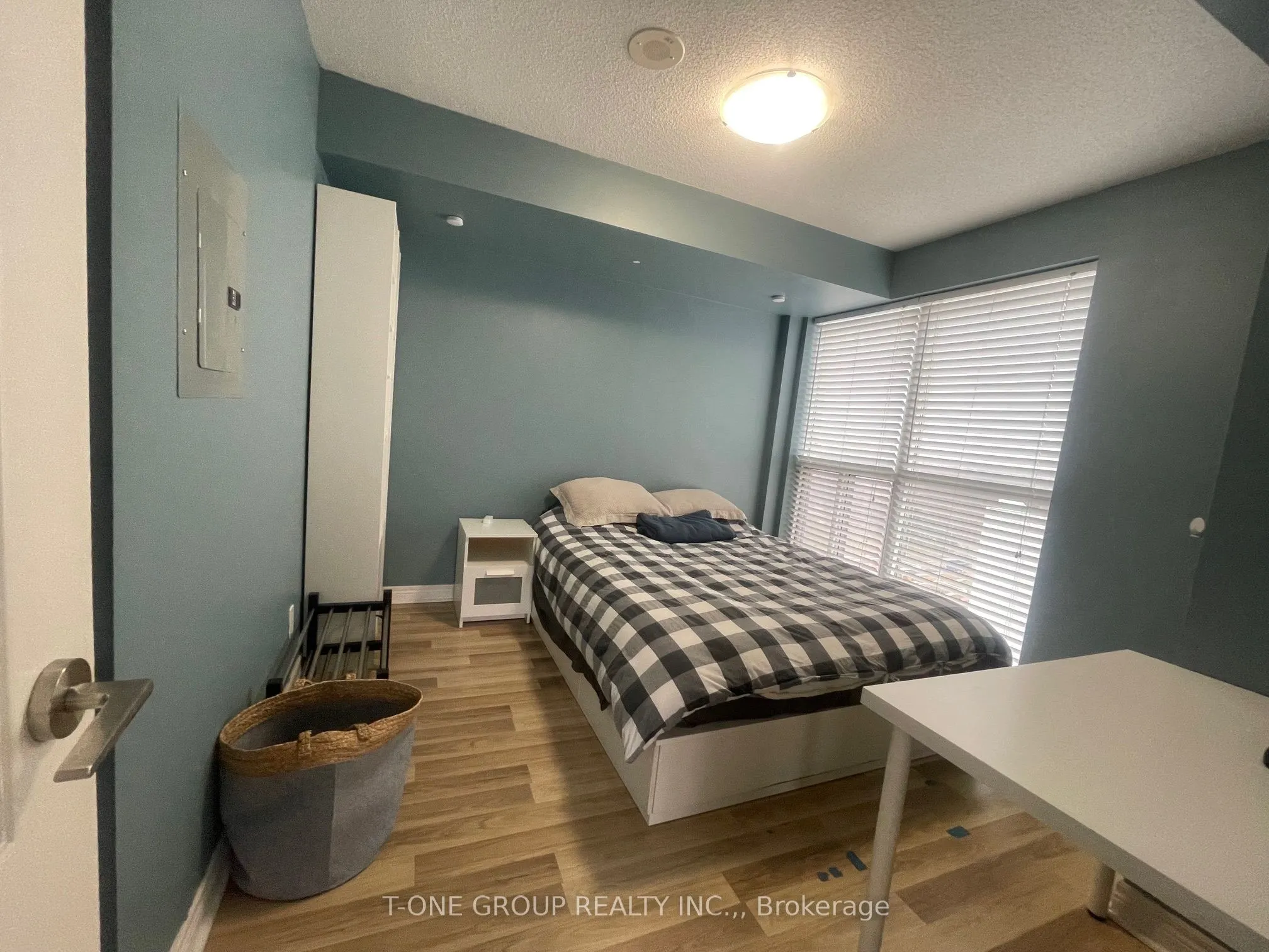 60 Town Centre Court, #1402